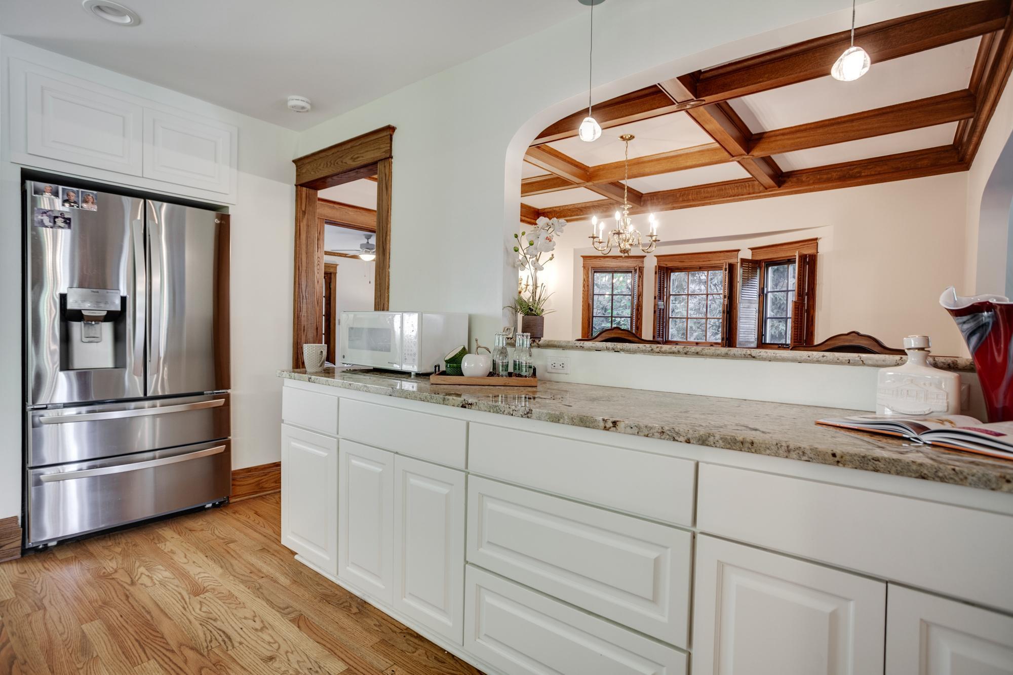 Minneapolis, Minnesota, 55408, United States, 5 Bedrooms Bedrooms, ,2 BathroomsBathrooms,Residential,For Sale,1960764