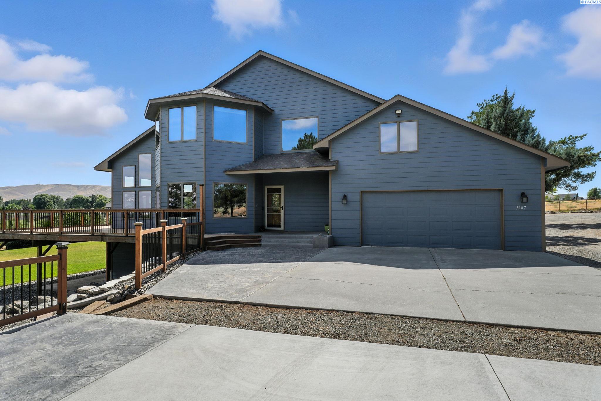 West Richland, Washington, 99353, United States, 5 Bedrooms Bedrooms, ,3 BathroomsBathrooms,Residential,For Sale,1906859