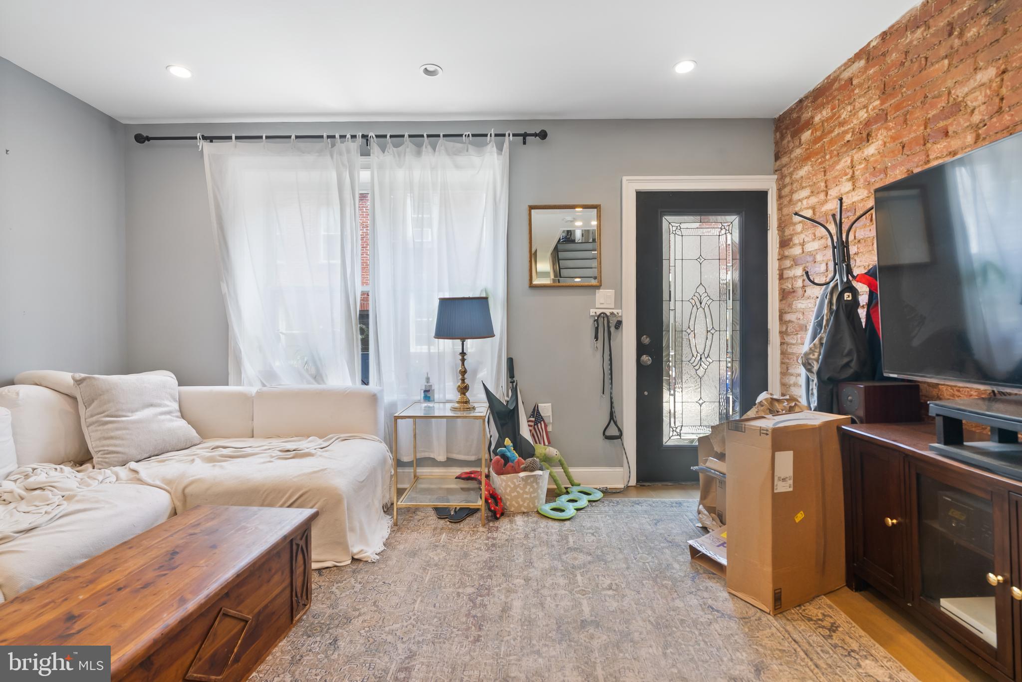PHILADELPHIA, Pennsylvania, 19146, United States, 3 Bedrooms Bedrooms, ,3 BathroomsBathrooms,Residential,For Sale,1889775