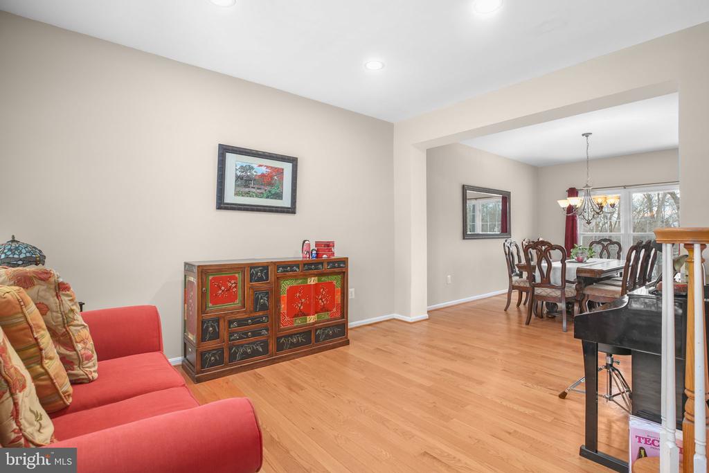 Stafford, Virginia, 22554, United States, 4 Bedrooms Bedrooms, ,4 BathroomsBathrooms,Residential,For Sale,2013992