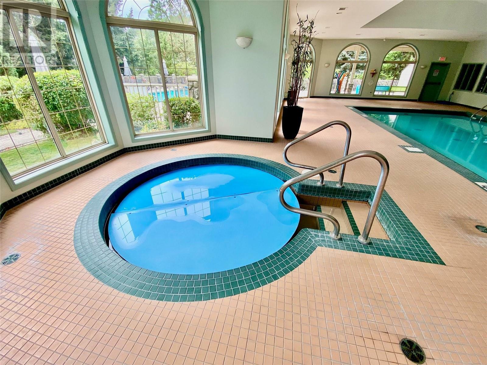 KELOWNA, British Columbia, V1V 1Z4, CA, 2 Bedrooms Bedrooms, ,2 BathroomsBathrooms,Residential,For Sale,1960931