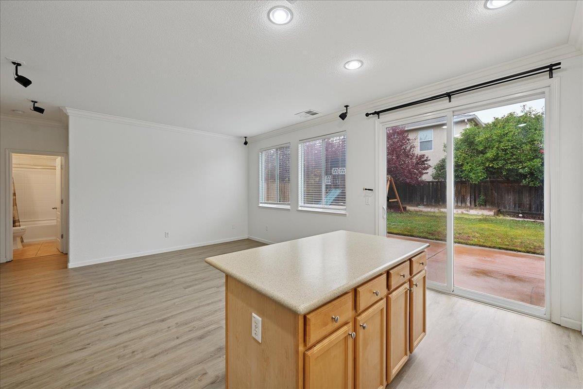 Roseville, California, 95747, United States, 5 Bedrooms Bedrooms, ,3 BathroomsBathrooms,Residential,For Sale,2005801