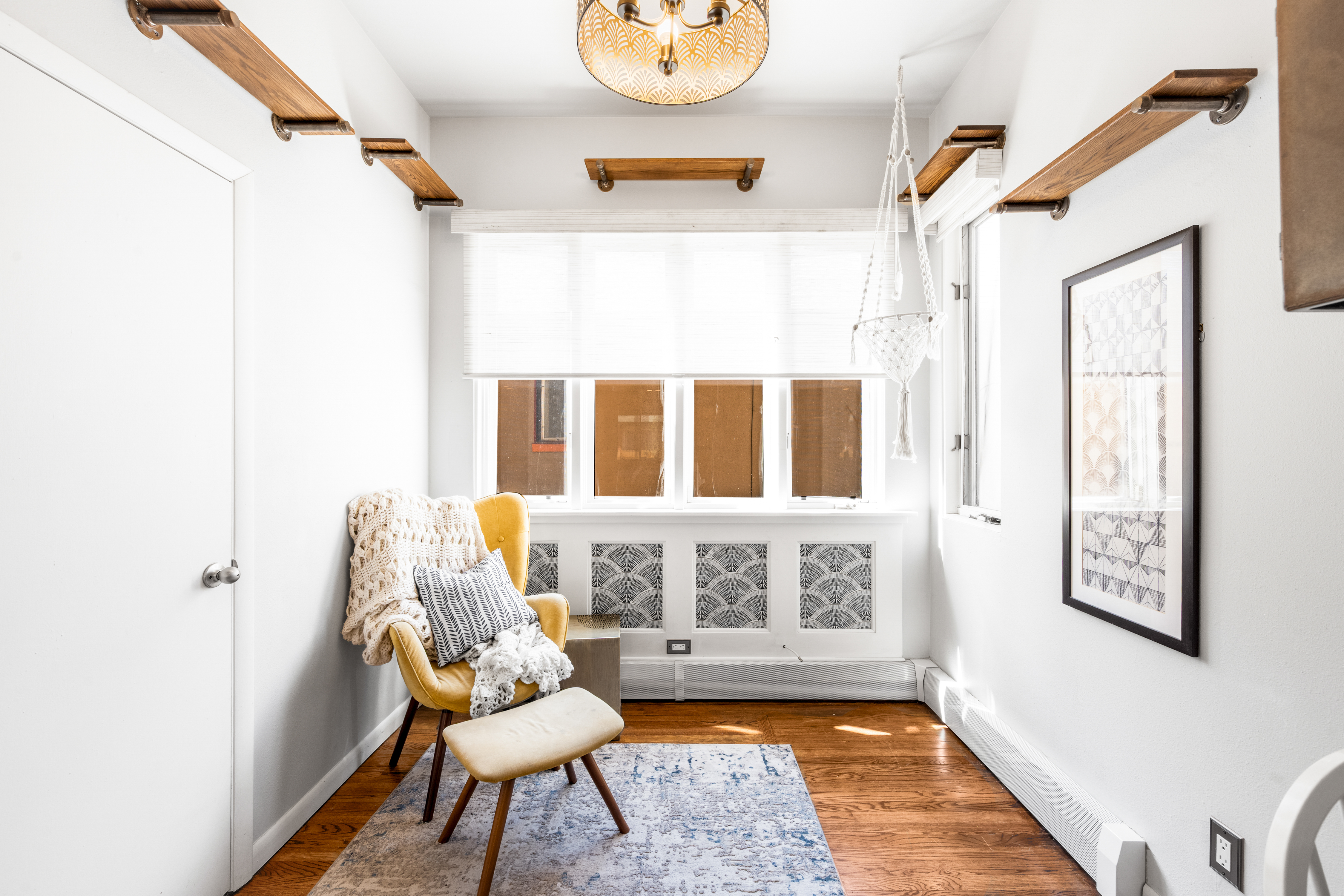  Outstanding Victorian-Style Home Just a Block From Broadway - 物件實景