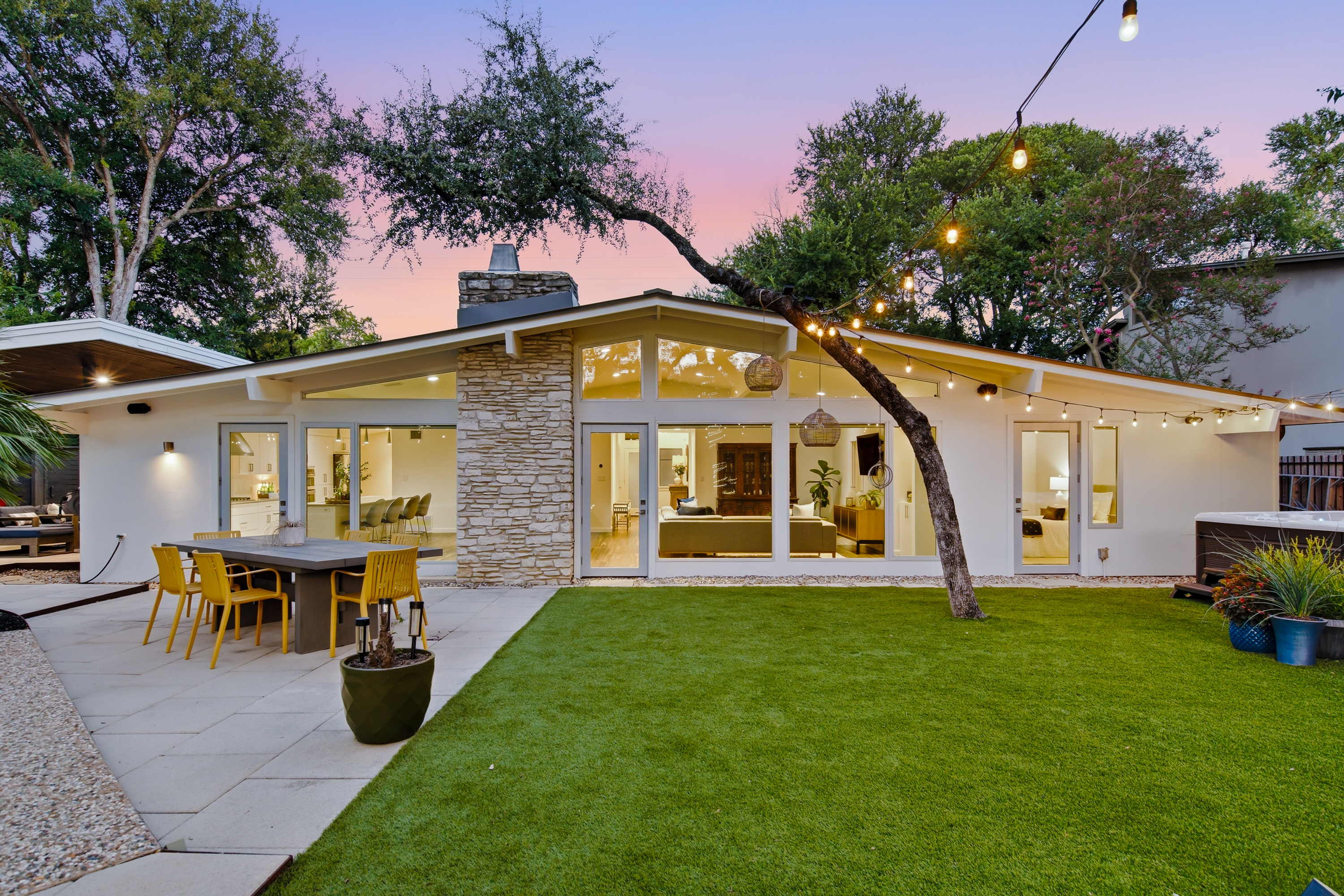  412 Ridgewood Rd, West Lake Hills - 物件實景