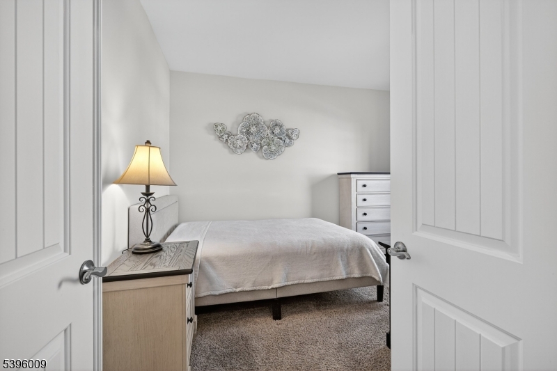 Sayreville Boro, New Jersey, 08859, United States, 2 Bedrooms Bedrooms, ,3 BathroomsBathrooms,Residential,For Sale,1989005