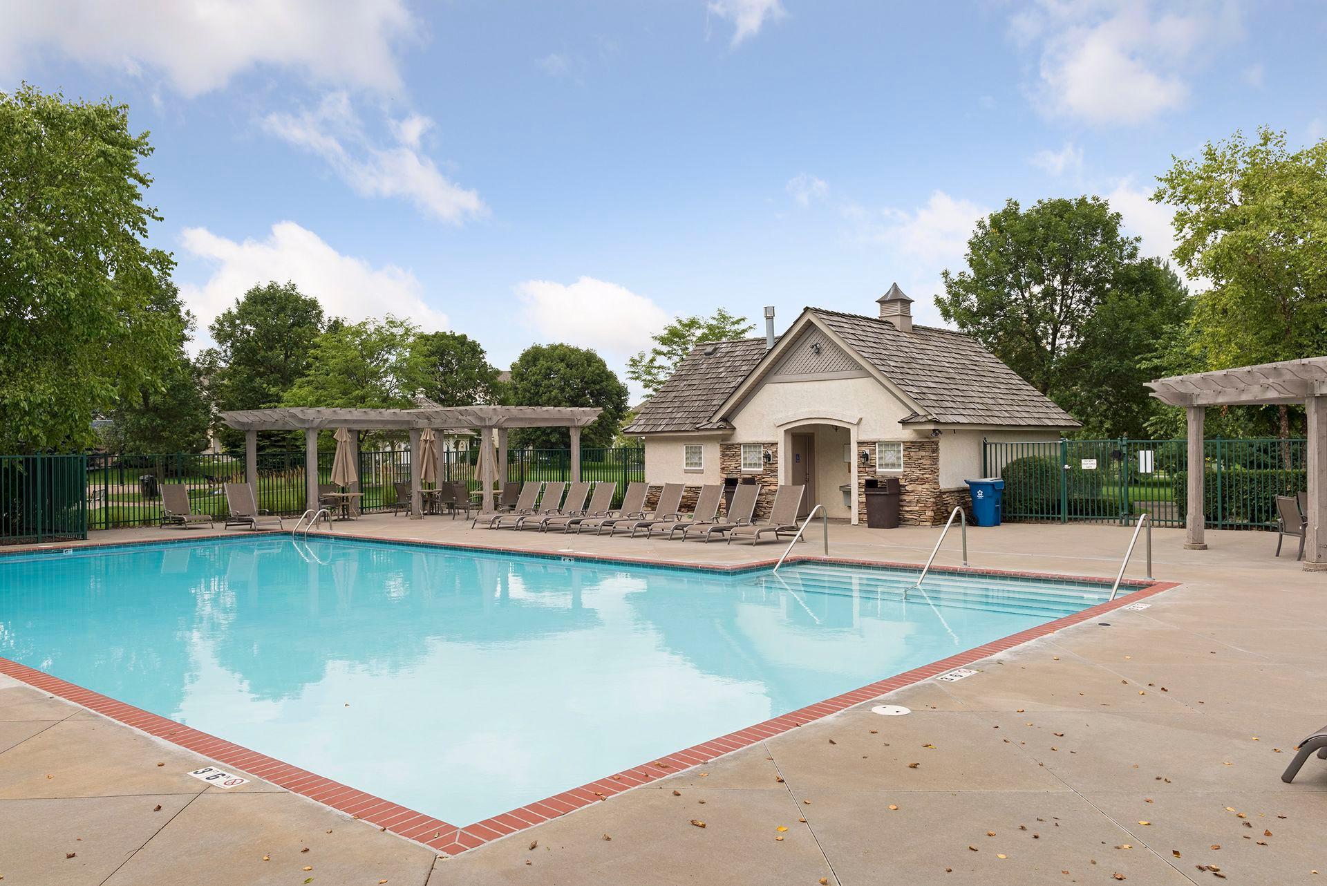 Plymouth, Minnesota, 55446, United States, 3 Bedrooms Bedrooms, ,3 BathroomsBathrooms,Residential,For Sale,1827815