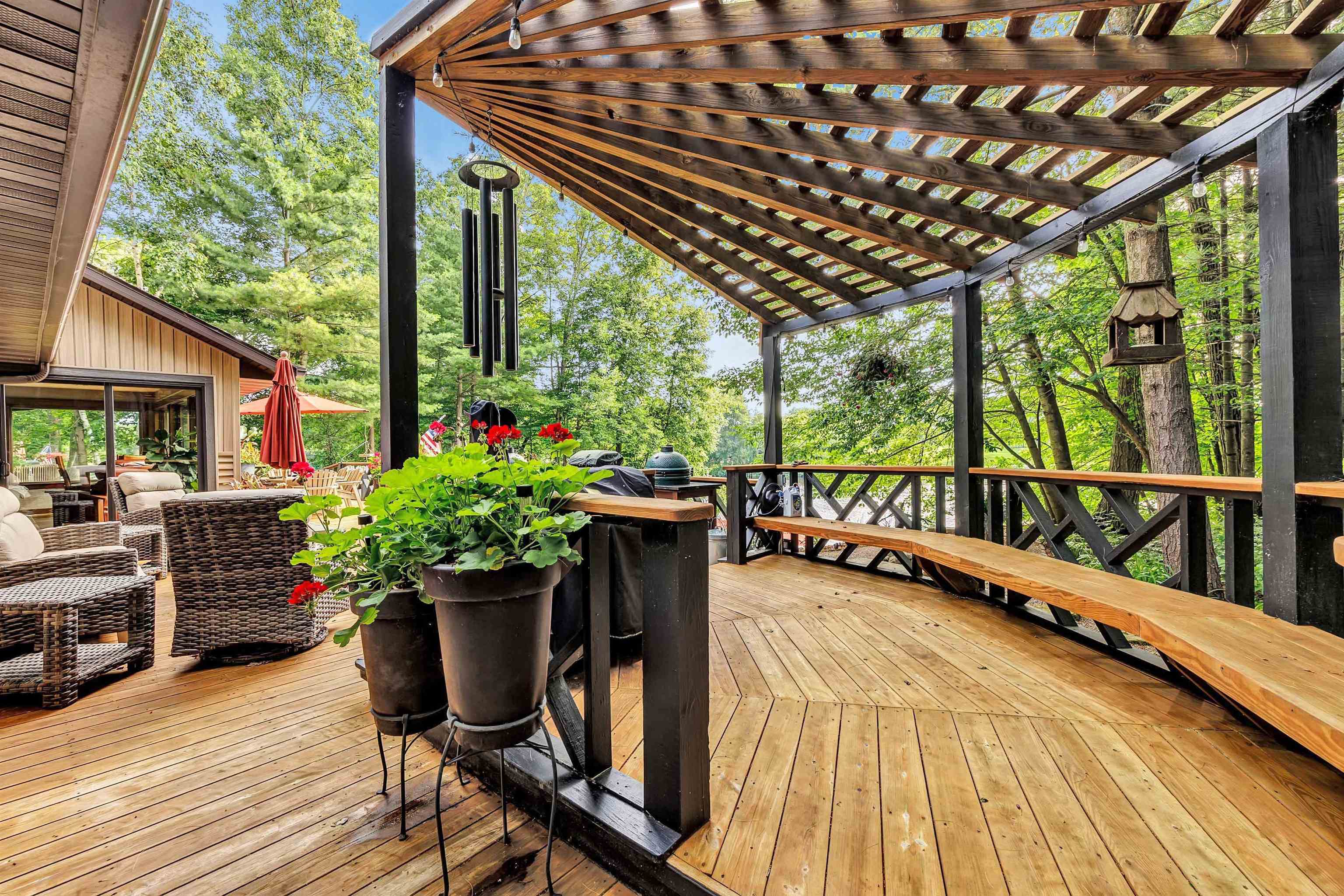 SHAWANO, Wisconsin, 54166, United States, 5 Bedrooms Bedrooms, ,3 BathroomsBathrooms,Residential,For Sale,1912460
