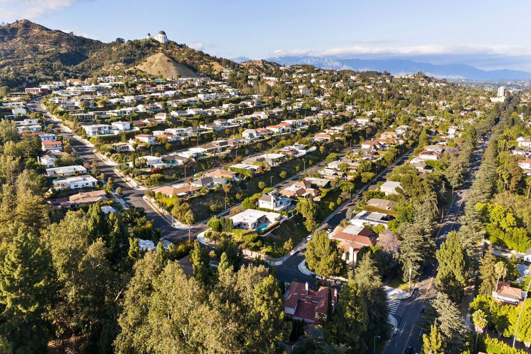  2103  N Hobart Blvd - 物件實景