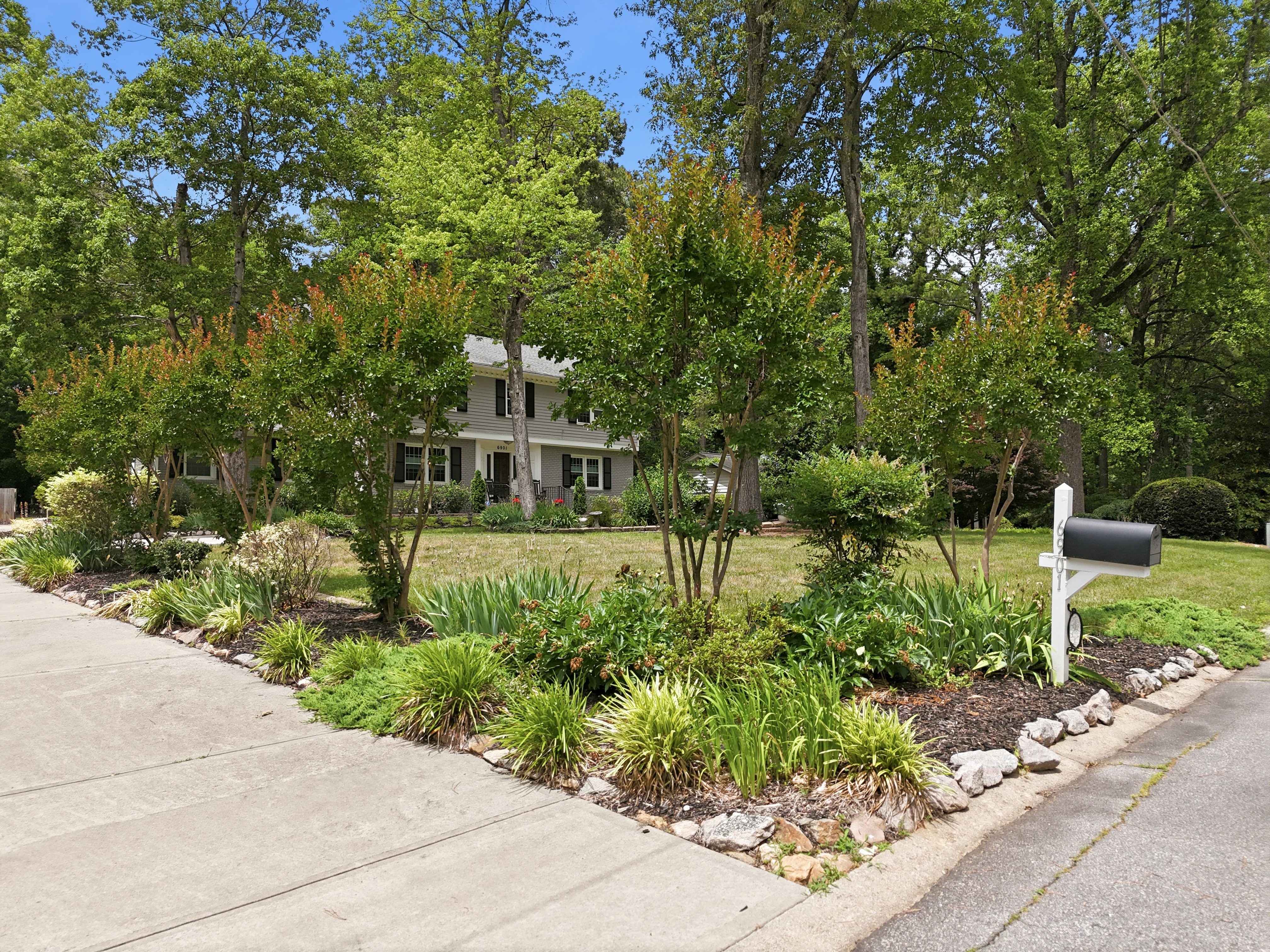  6901 Woodmere Drive, Raleigh, NC 27612 - 物件實景