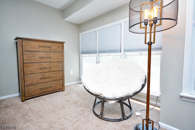 Bedminster Twp., New Jersey, 07921, United States, 3 Bedrooms Bedrooms, ,4 BathroomsBathrooms,Residential,For Sale,1989637