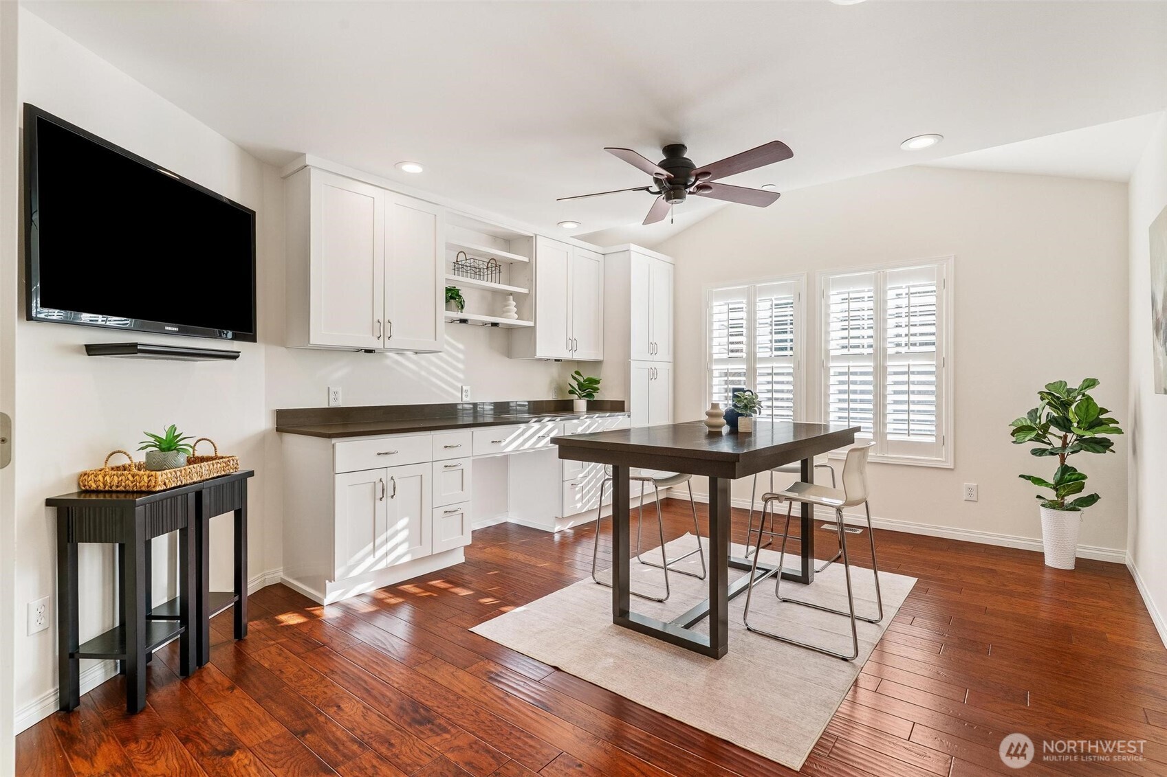 Bothell, Washington, 98011, United States, 4 Bedrooms Bedrooms, ,3 BathroomsBathrooms,Residential,For Sale,2017764