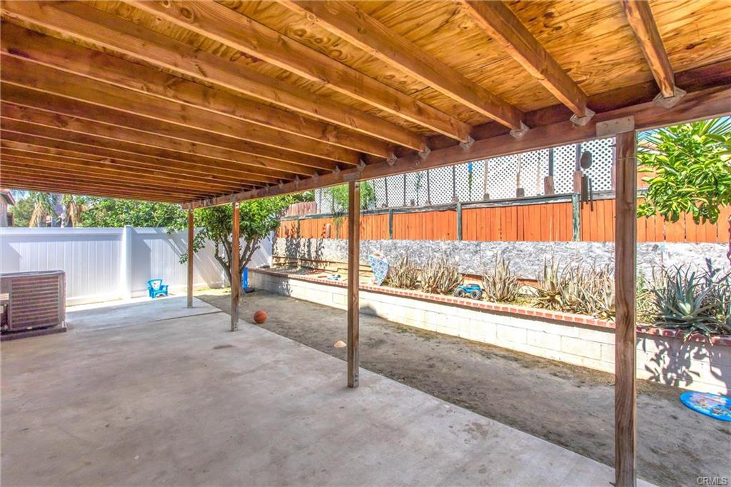 Fontana, California, 92337, United States, 5 Bedrooms Bedrooms, ,3 BathroomsBathrooms,Residential,For Sale,1921892