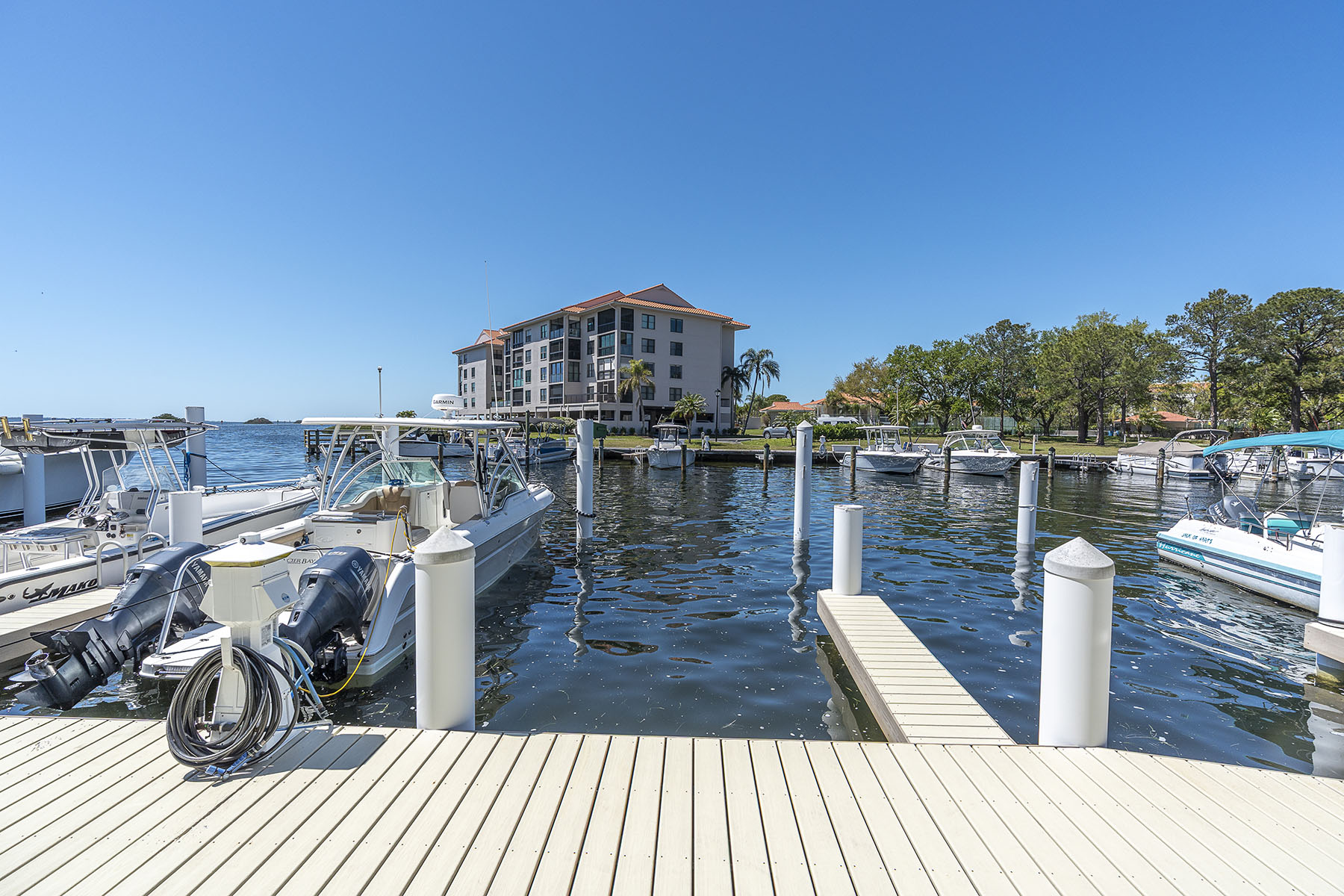  POINTE TARPON TWNHMS - 物件實景