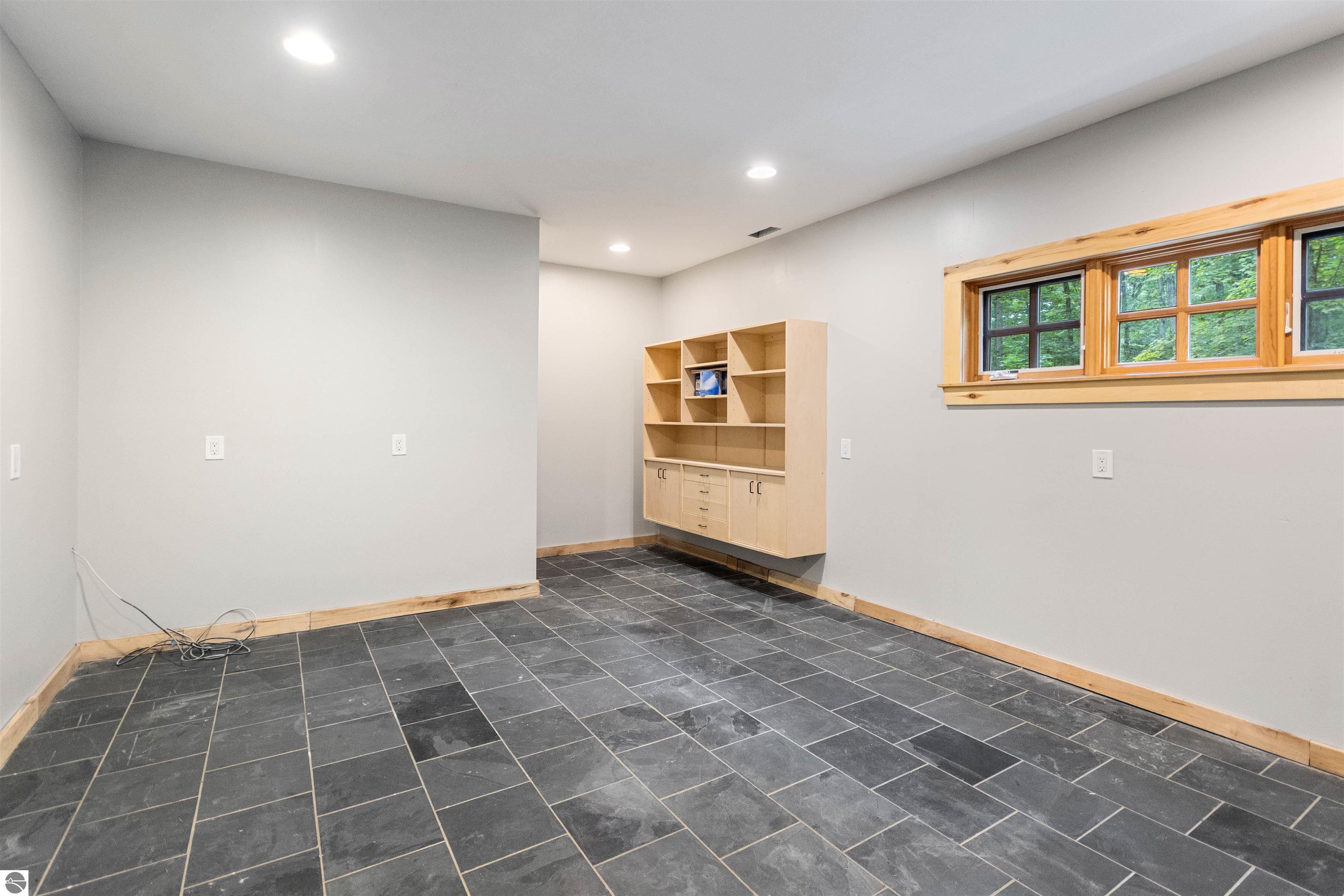 Lake Ann, Michigan, 49650, United States, 3 Bedrooms Bedrooms, ,1 BathroomBathrooms,Residential,For Sale,1941921