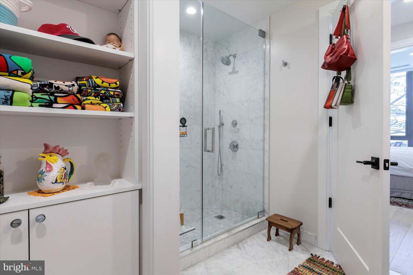 Washington, District of Columbia, 20003, United States, 1 Bedroom Bedrooms, ,2 BathroomsBathrooms,Residential,For Sale,1766672