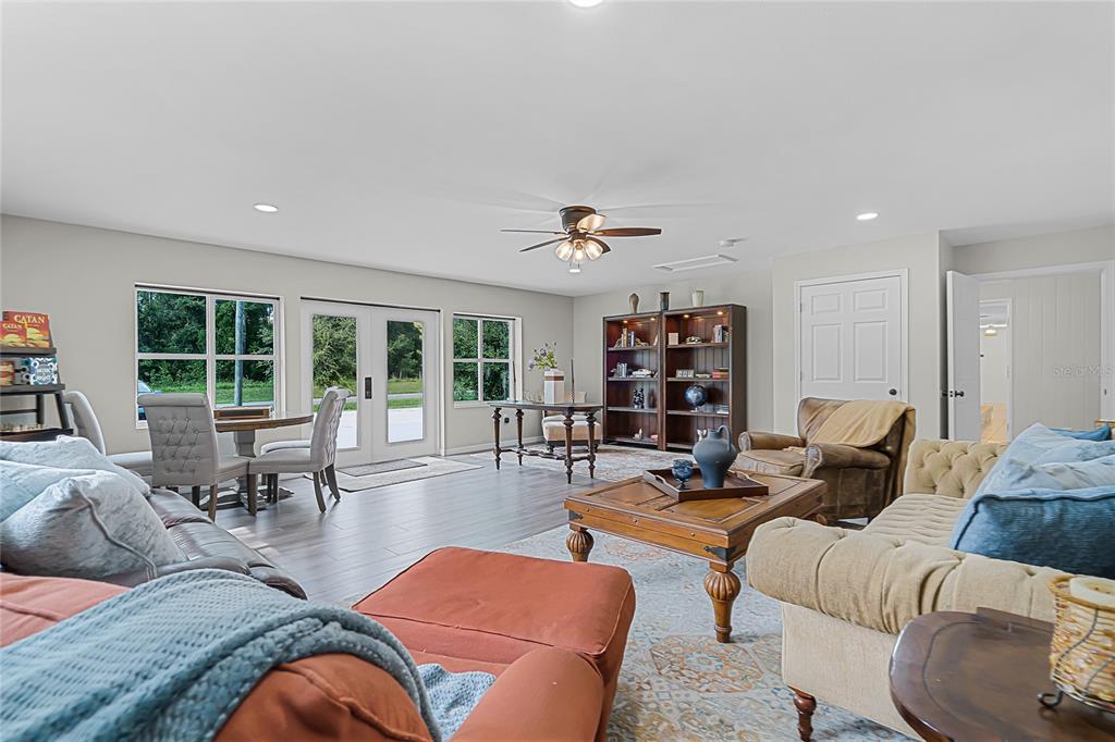 Geneva, Florida, 32732, United States, 3 Bedrooms Bedrooms, ,2 BathroomsBathrooms,Residential,For Sale,1897642