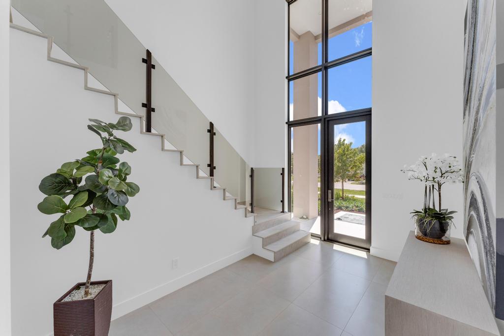 Delray Beach, Florida, 33444, United States, 4 Bedrooms Bedrooms, ,5 BathroomsBathrooms,Residential,For Sale,1974503