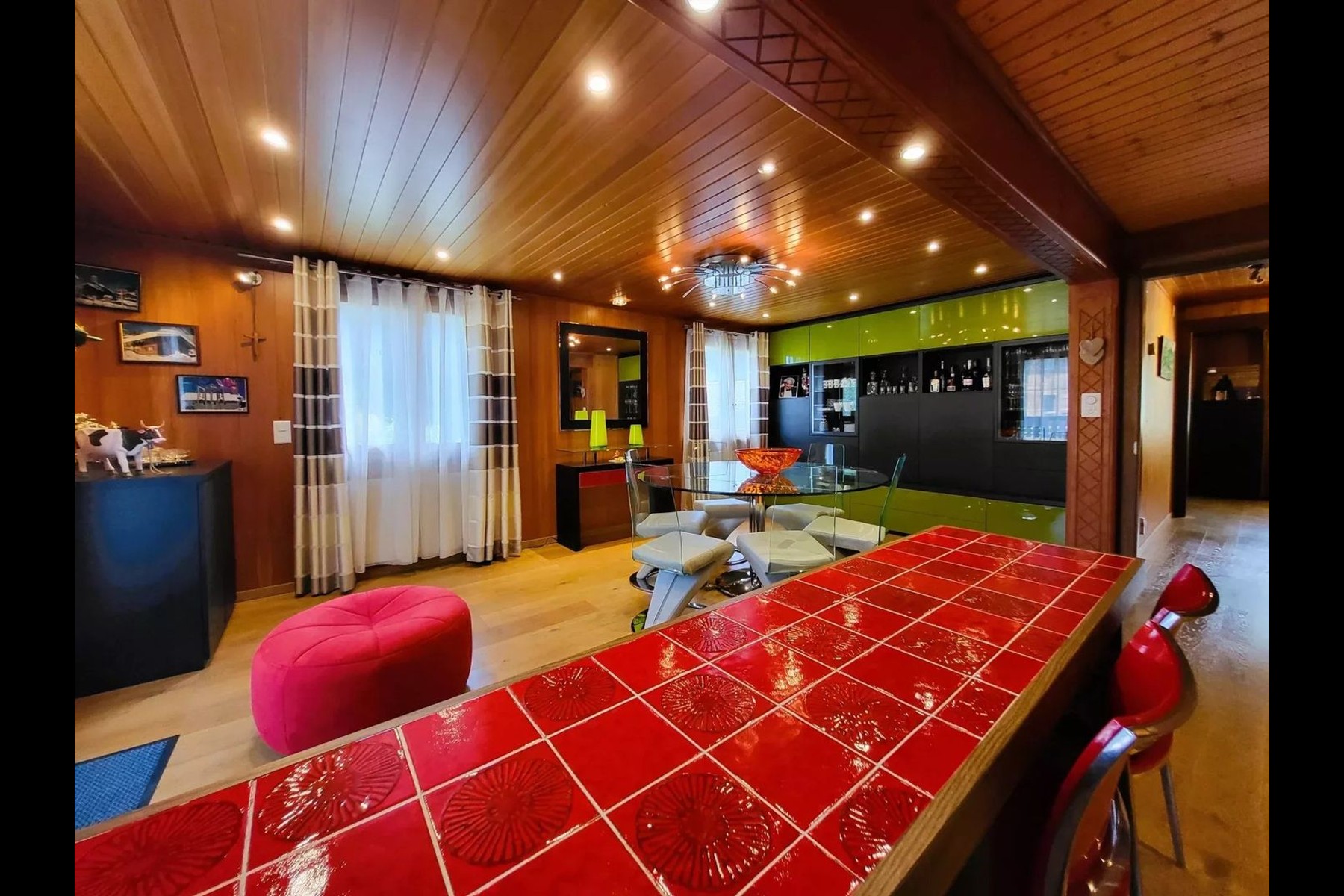  Spacious, perfectly maintained 6.5-room chalet with garden - 物件實景