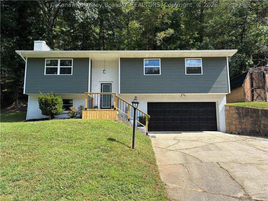 Springlea Dr, Winfield, WV 25213