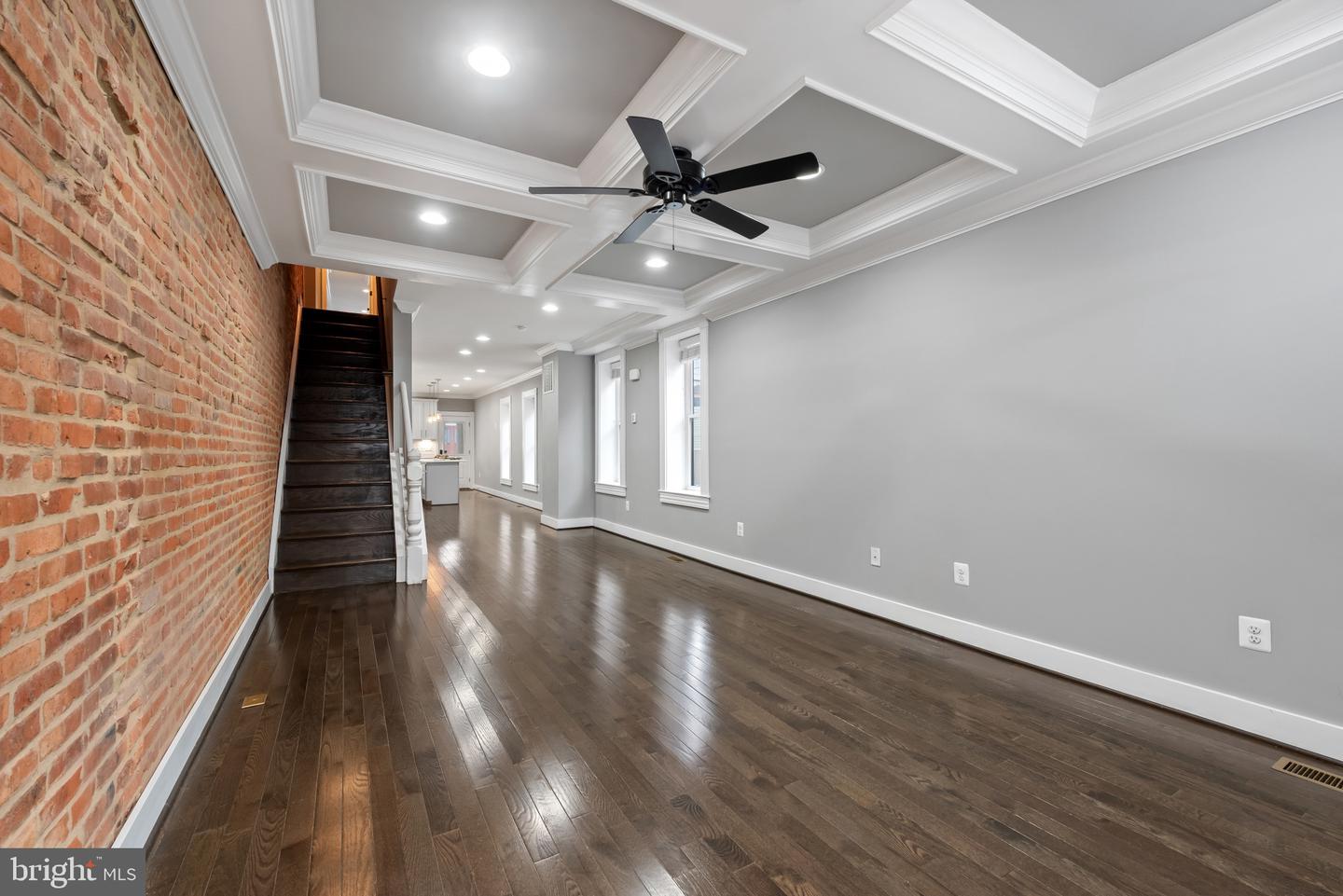 Baltimore, Maryland, 21224, United States, 5 Bedrooms Bedrooms, ,3 BathroomsBathrooms,Residential,For Sale,1999836