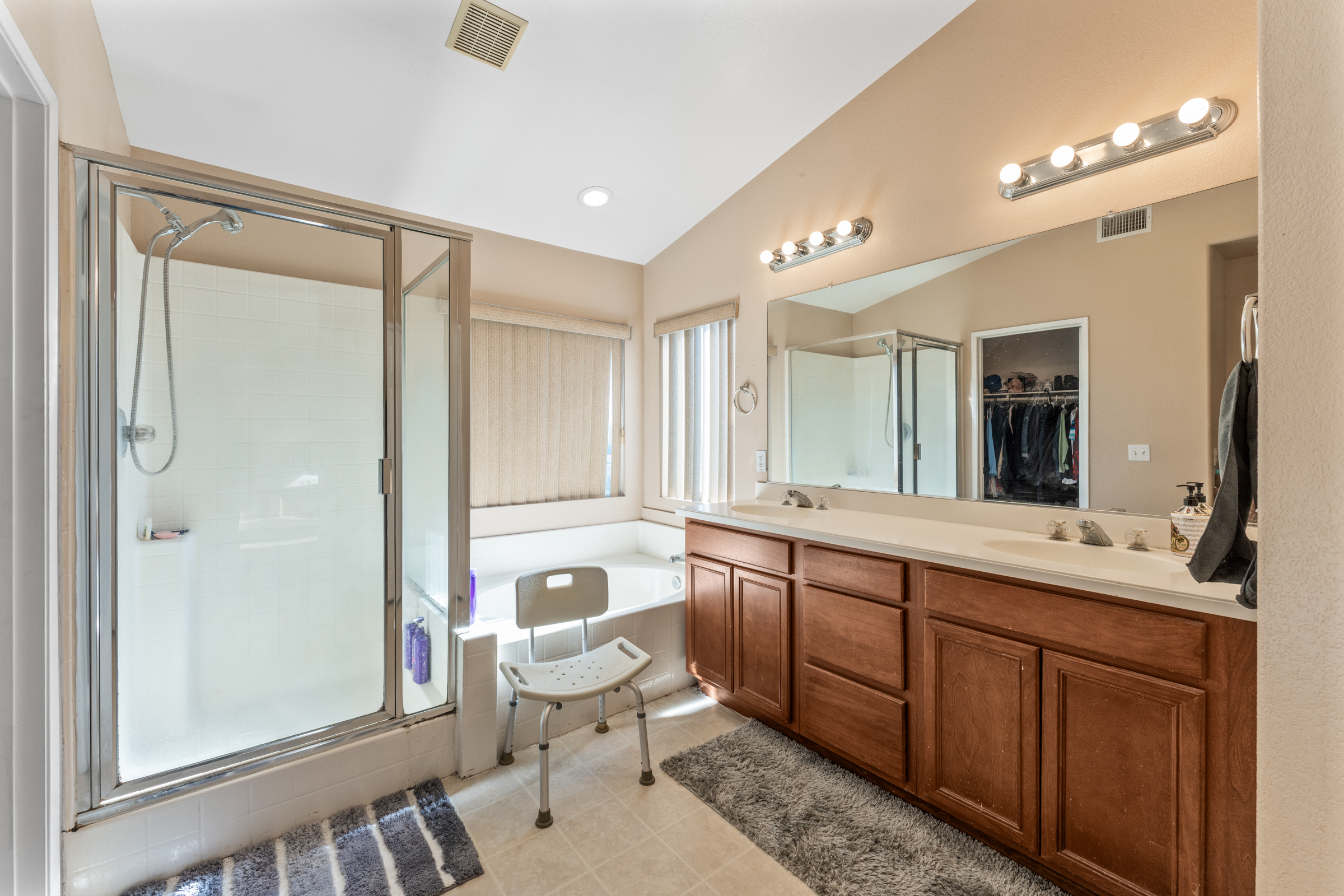 San Bernardino, California, 92411, United States, 5 Bedrooms Bedrooms, ,3 BathroomsBathrooms,Residential,For Sale,2006395