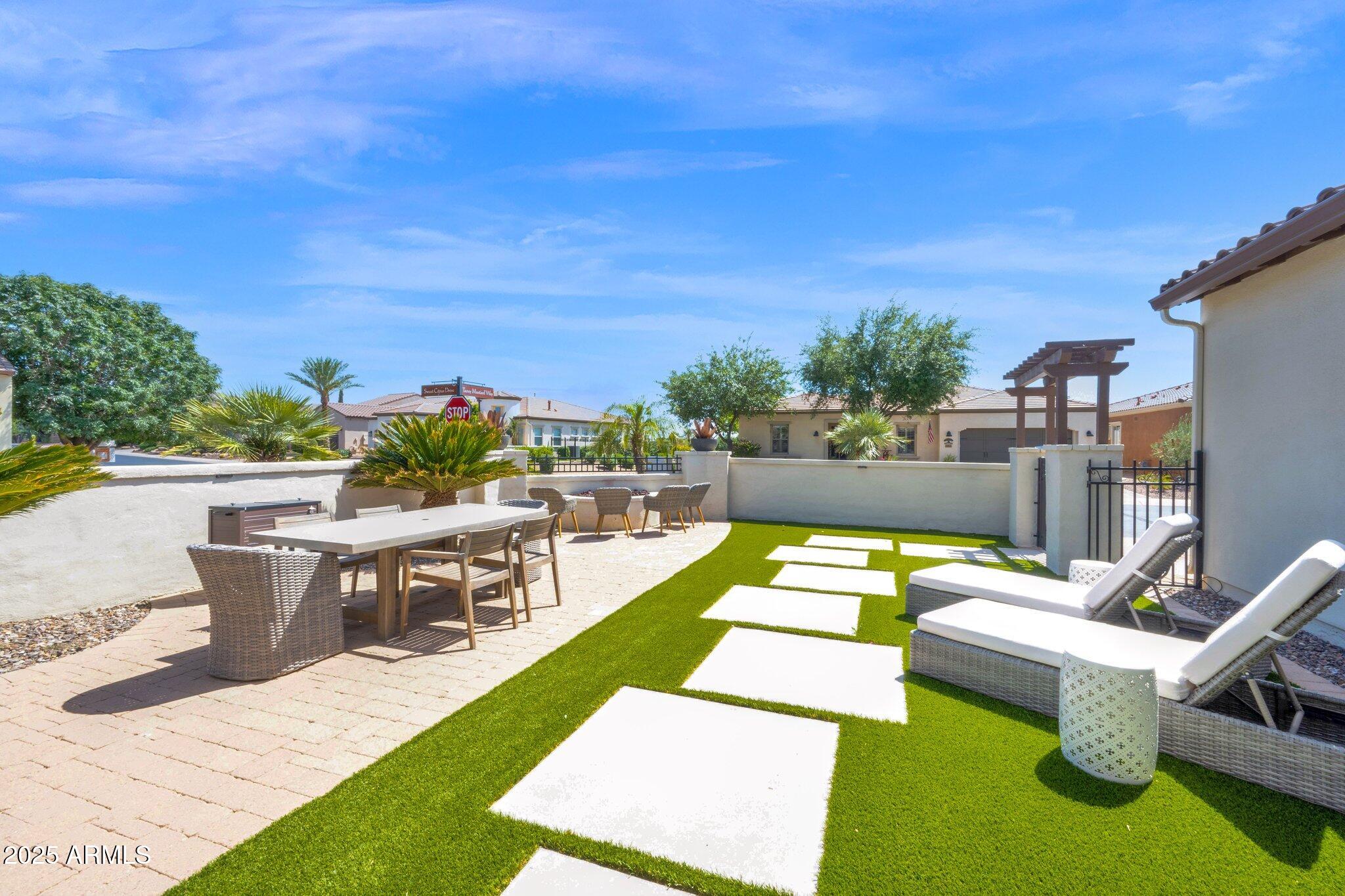 Queen Creek, Arizona, 85140, United States, 2 Bedrooms Bedrooms, ,Residential,For Sale,1821338