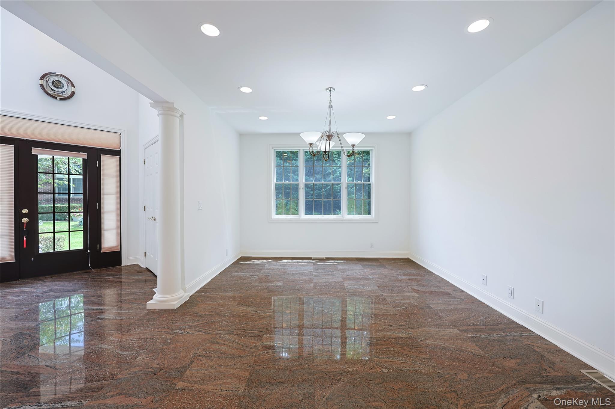  14 Belvedere Court, North Hills, NY, 11030 - 物件實景