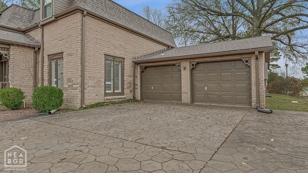 Jonesboro, Arkansas, 72401, United States, 4 Bedrooms Bedrooms, ,3 BathroomsBathrooms,Residential,For Sale,2005969
