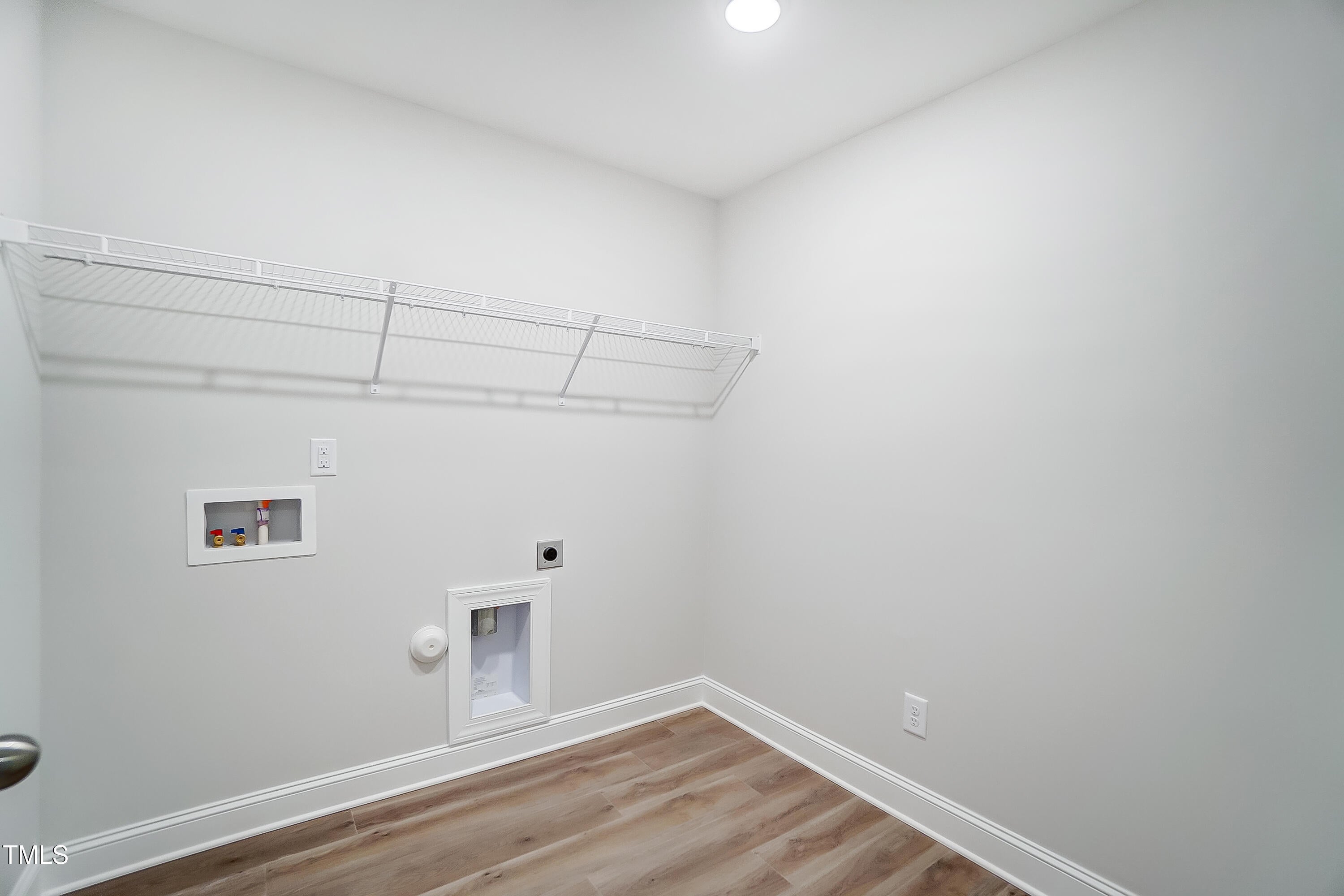 Hillsborough, North Carolina, 27278, United States, 2 Bedrooms Bedrooms, ,2 BathroomsBathrooms,Residential,For Sale,1919502
