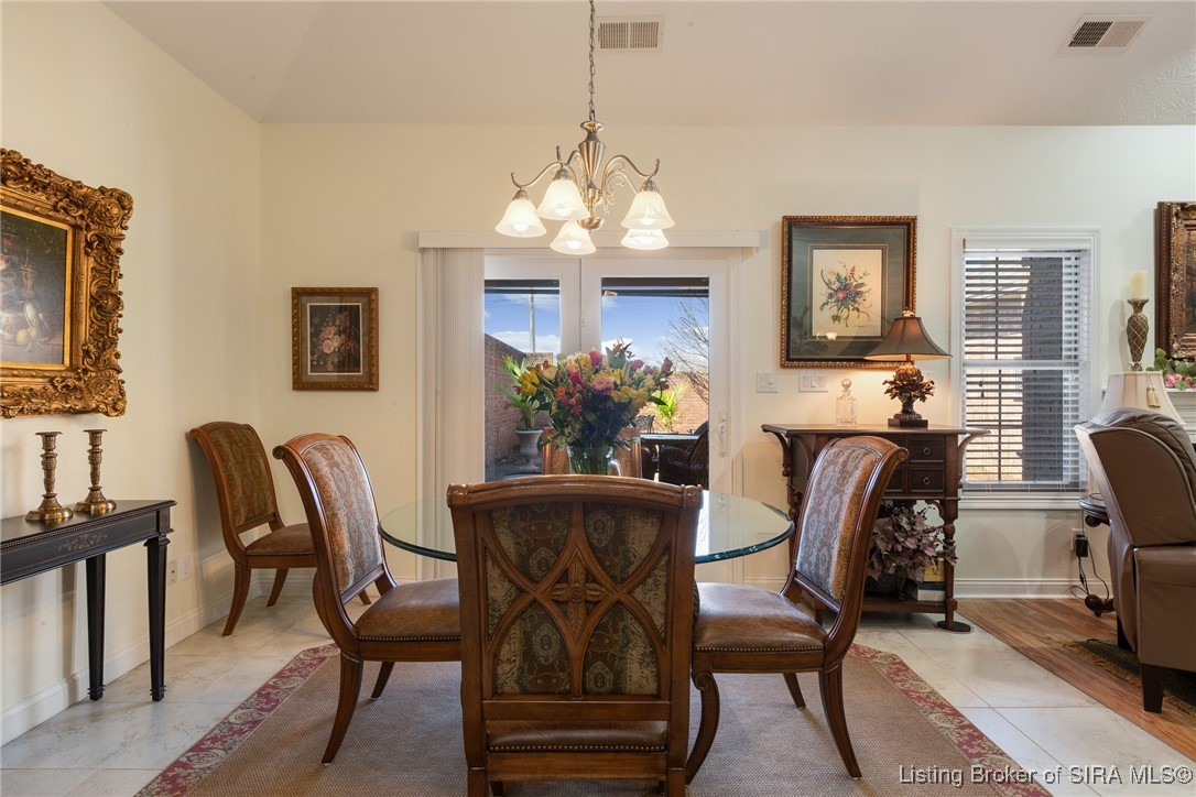 Jeffersonville, Indiana, 47130, United States, 3 Bedrooms Bedrooms, ,2 BathroomsBathrooms,Residential,For Sale,1752485