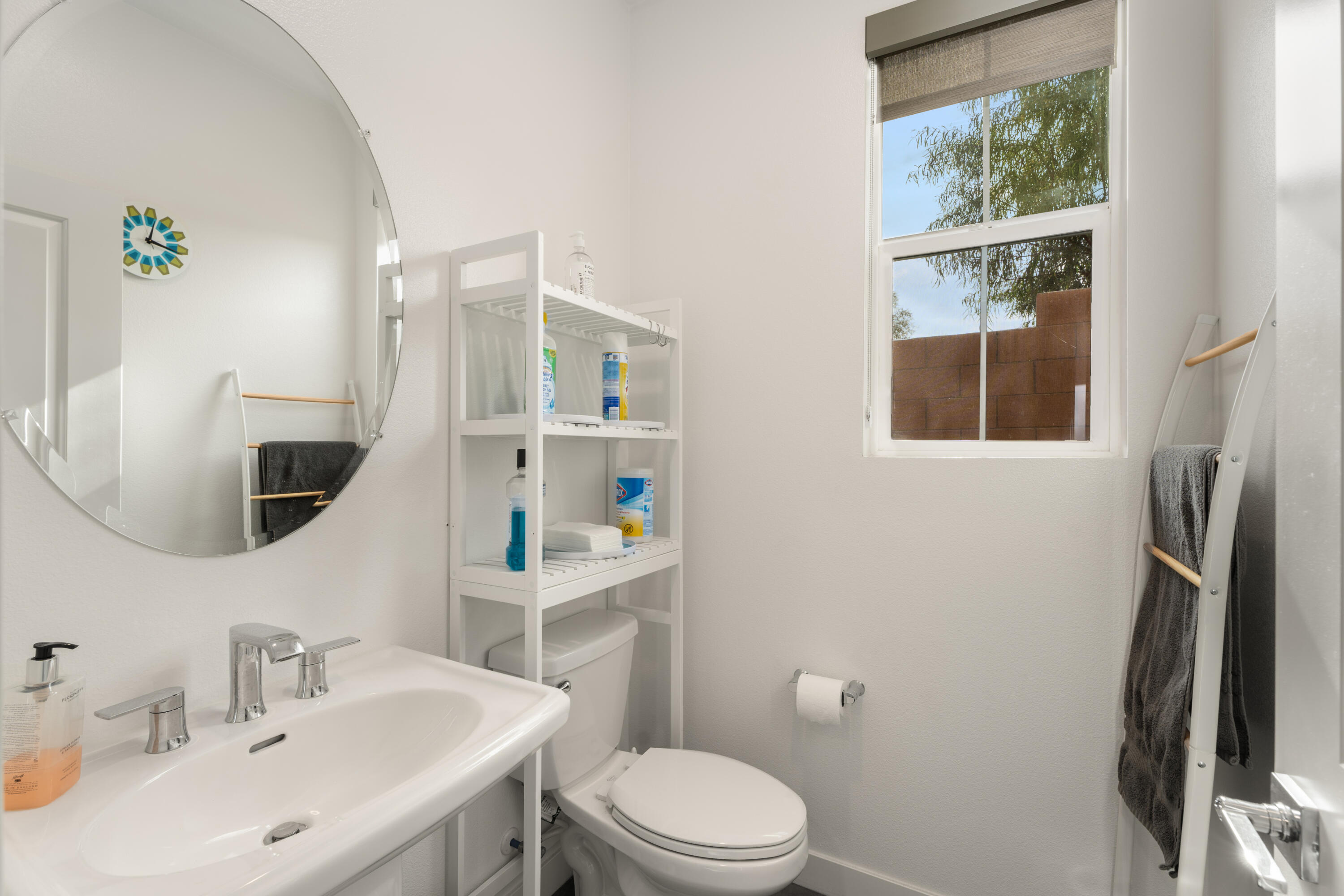 Palm Desert, California, 92211, United States, 3 Bedrooms Bedrooms, ,3 BathroomsBathrooms,Residential,For Sale,1950674