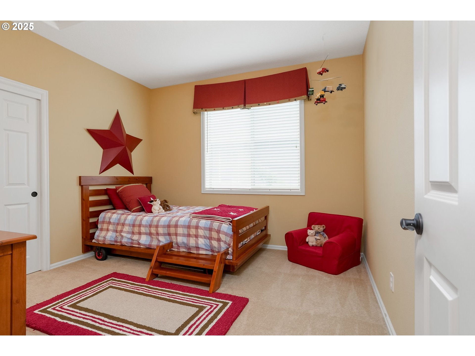Albany, Oregon, 97321, United States, 3 Bedrooms Bedrooms, ,2 BathroomsBathrooms,Residential,For Sale,1925362