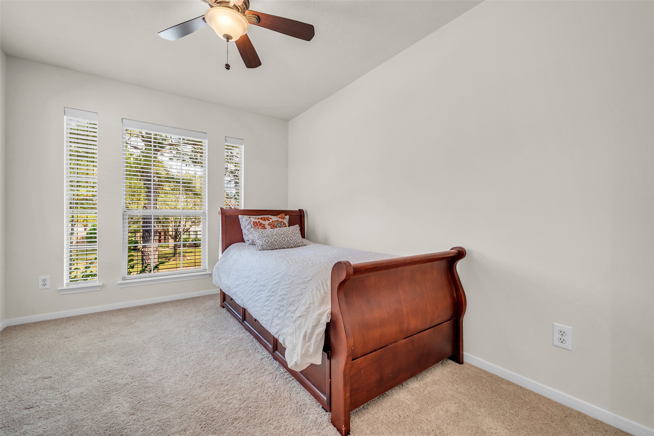 Katy, Texas, 77494, United States, 5 Bedrooms Bedrooms, ,4 BathroomsBathrooms,Residential,For Sale,1971356