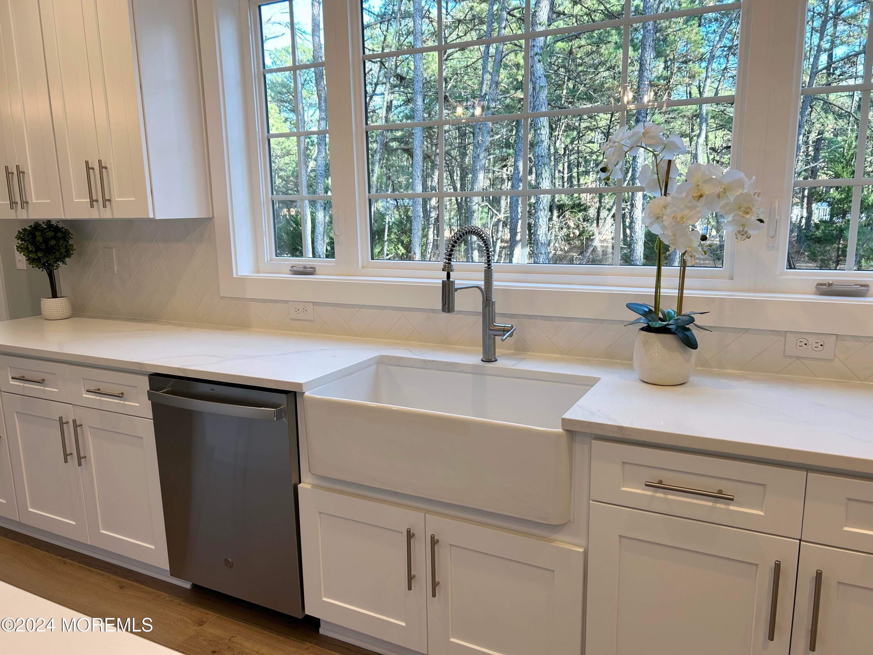 Whiting, New Jersey, 08759, United States, 4 Bedrooms Bedrooms, ,3 BathroomsBathrooms,Residential,For Sale,1878208
