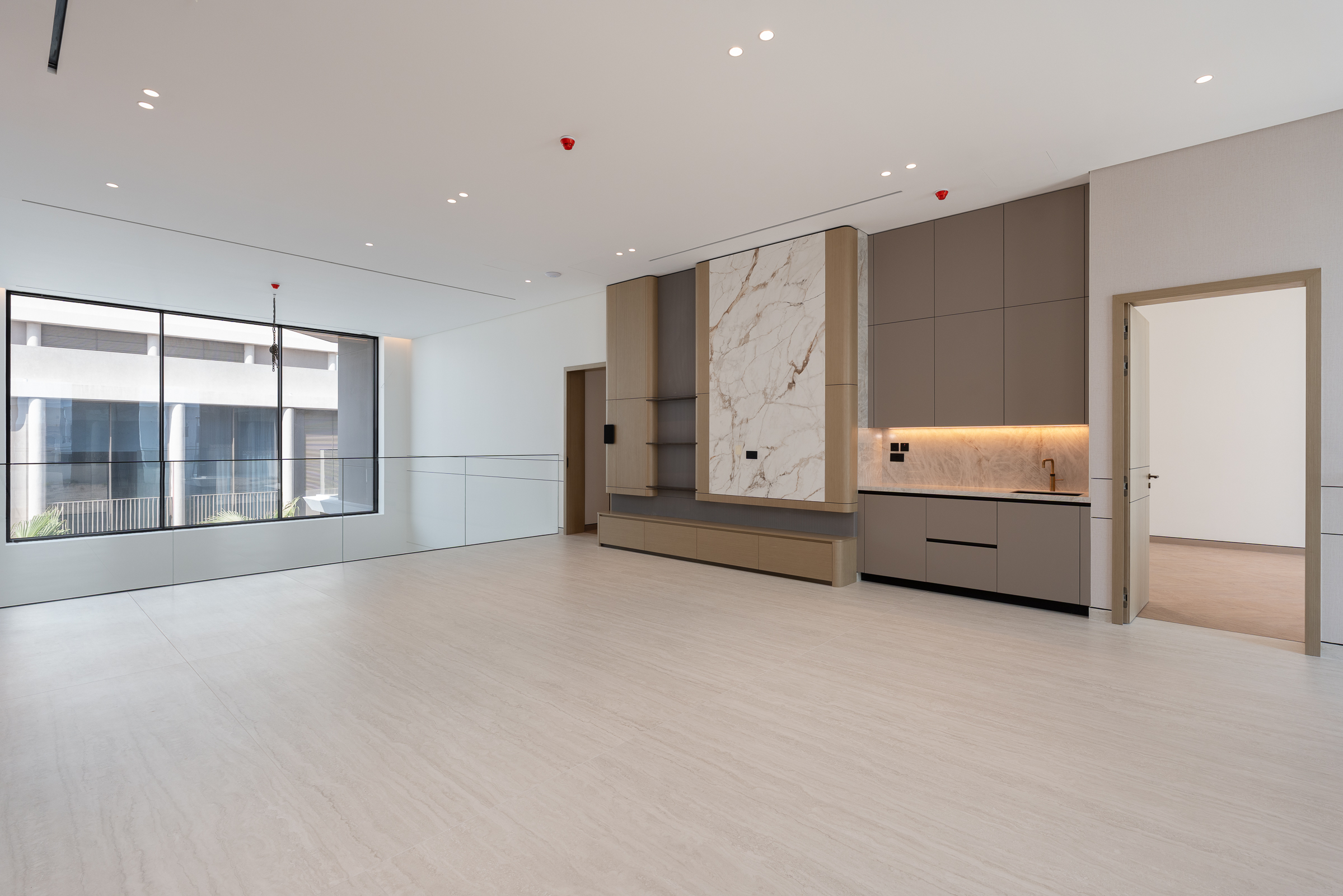  Brand New Nad Al Sheba Villa with Expansive Interiors - 物件實景