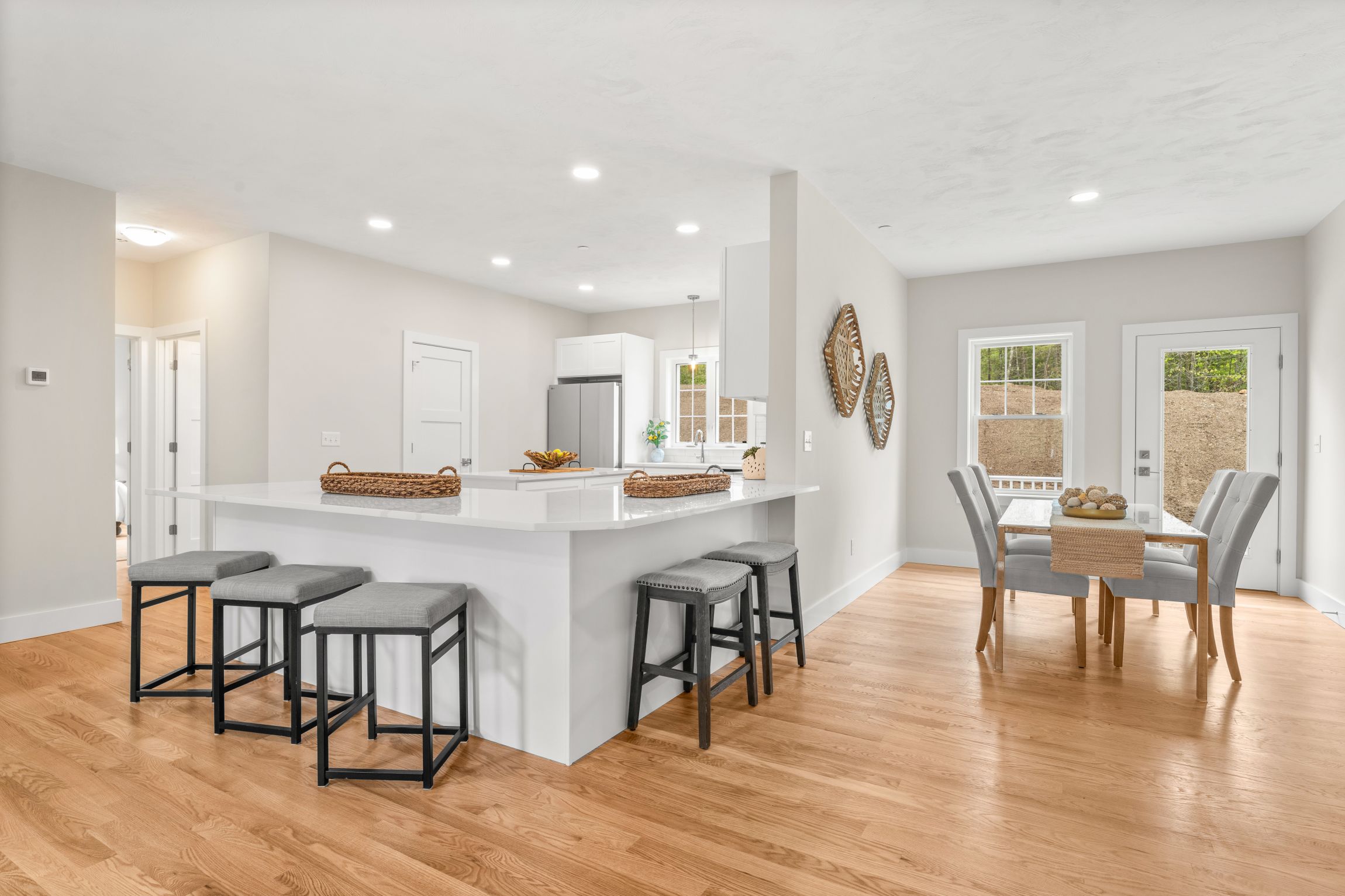  61 Driftwood Circle, Sandown, NH, 03873 - 物件實景