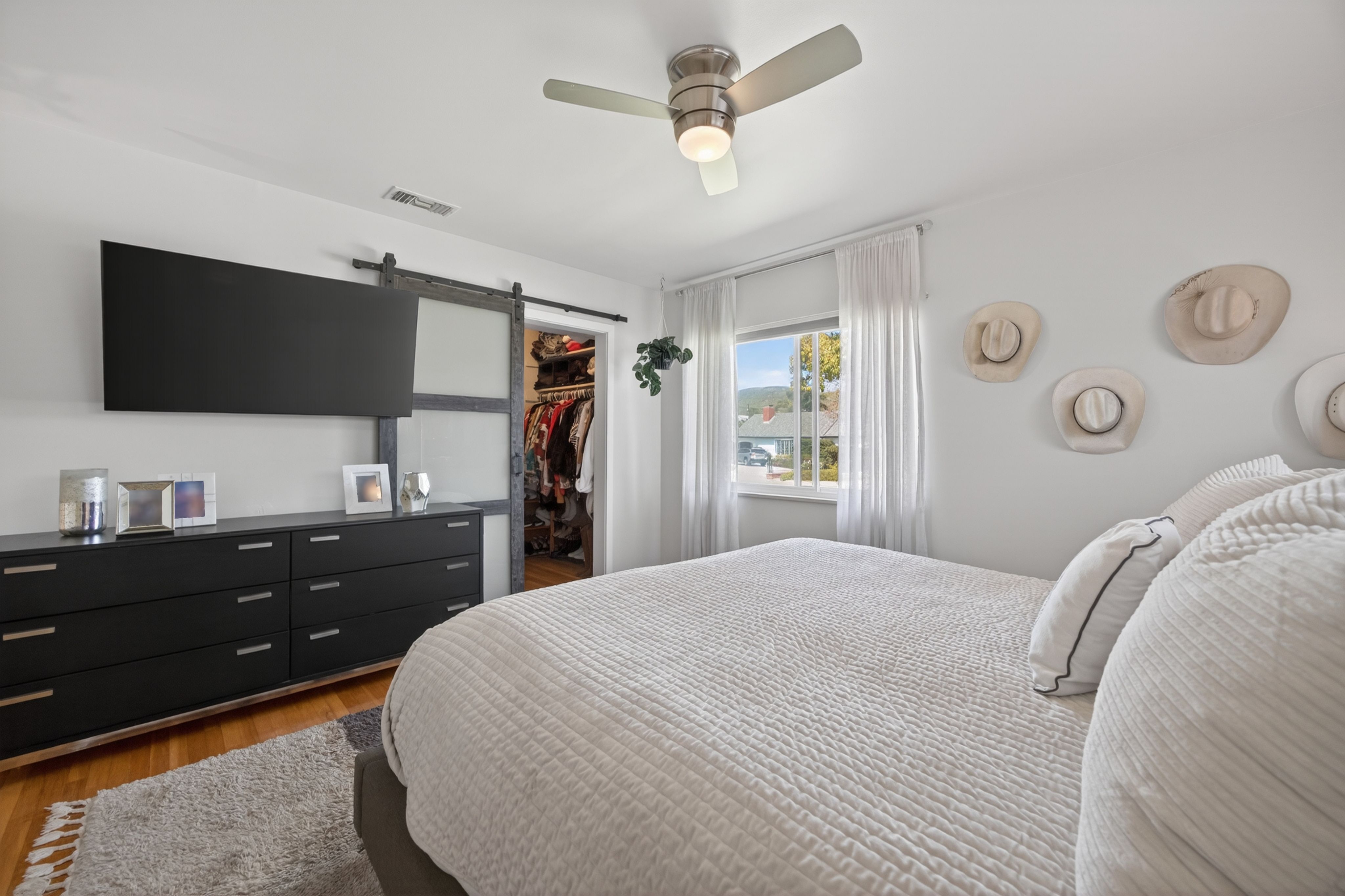  373 Dorothy Avenue, Ventura, CA 93003 - 物件實景