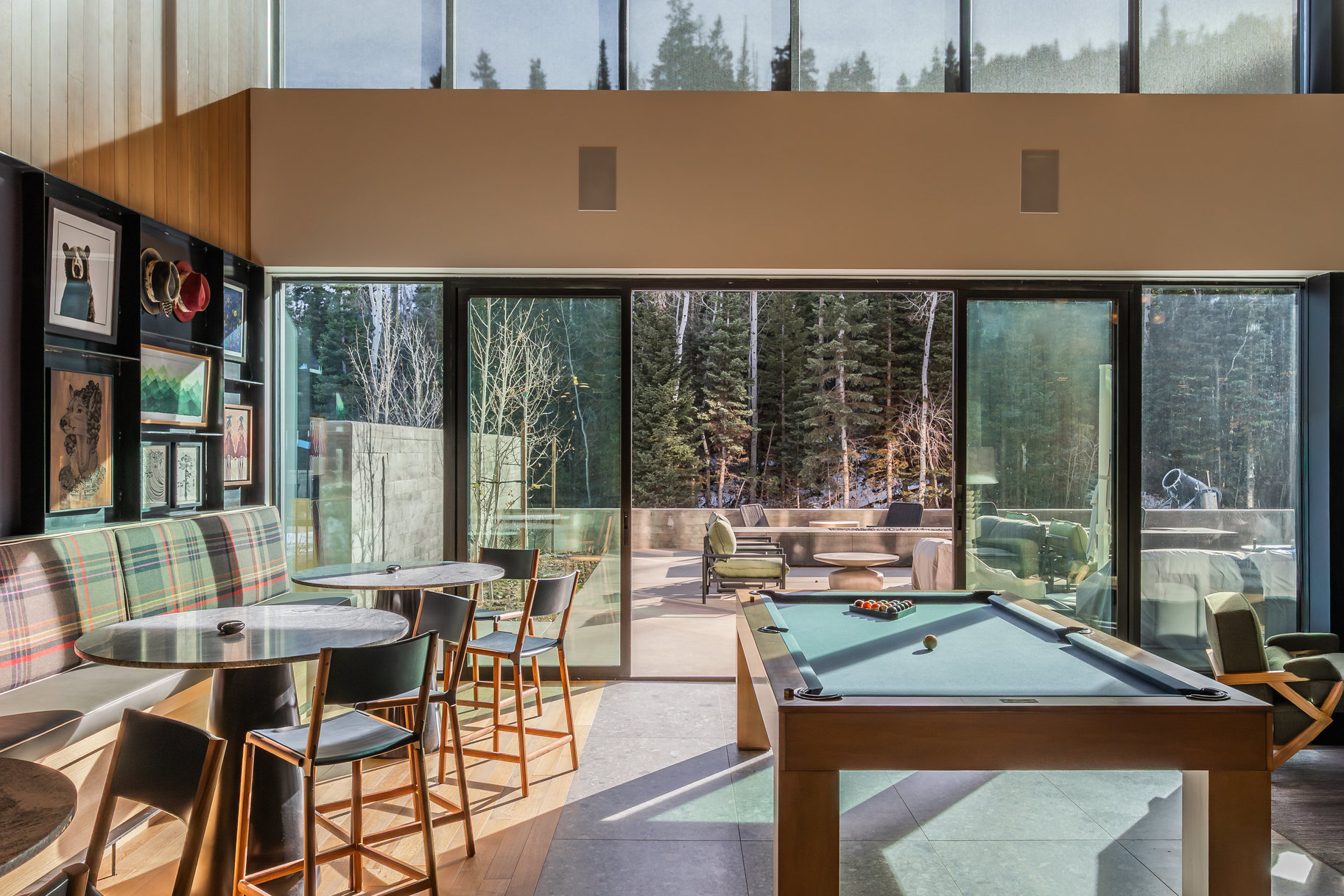  Furnished 5-bedroom Penthouse at Founder