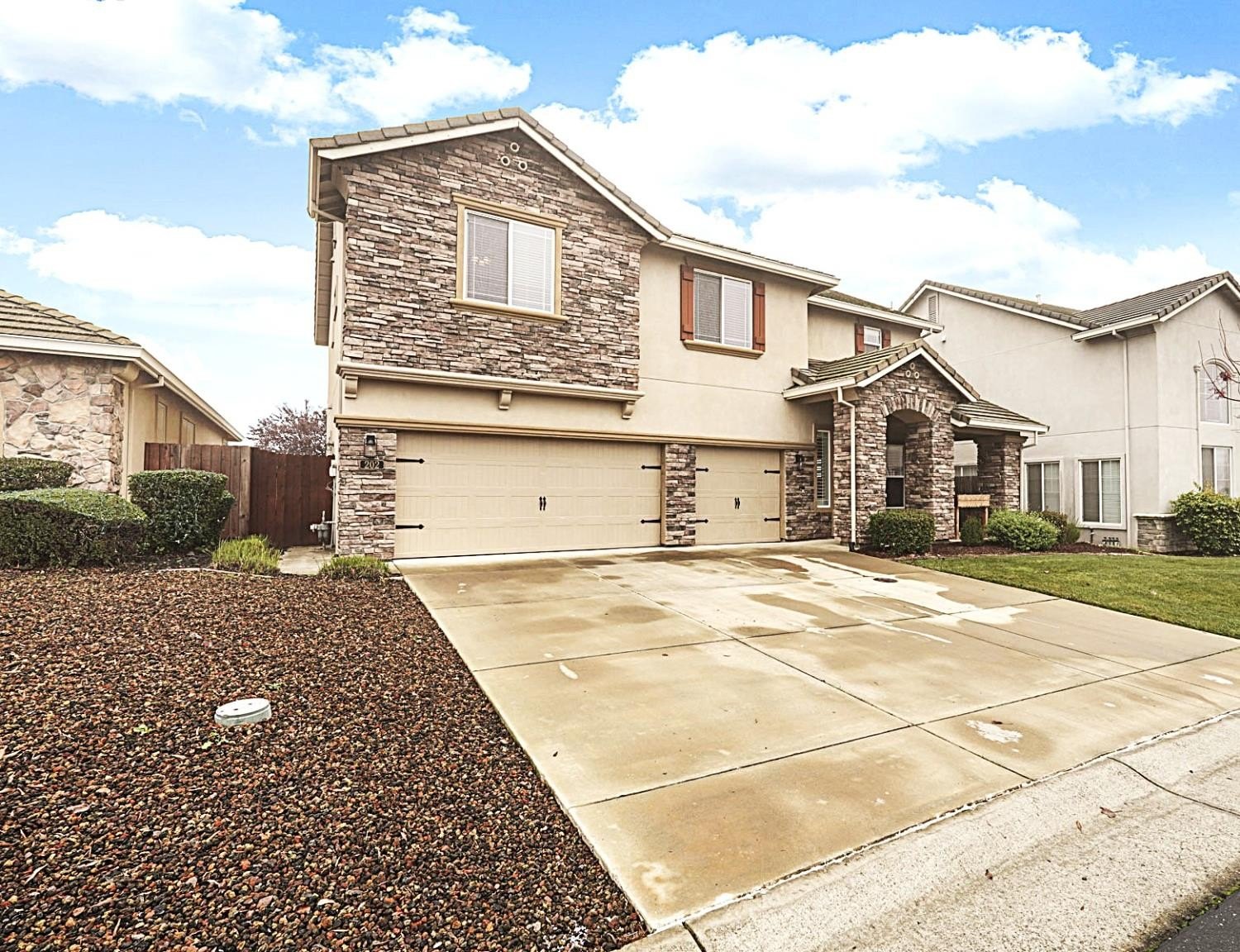 Valley Springs, California, 95252, United States, 3 Bedrooms Bedrooms, ,3 BathroomsBathrooms,Residential,For Sale,2005908