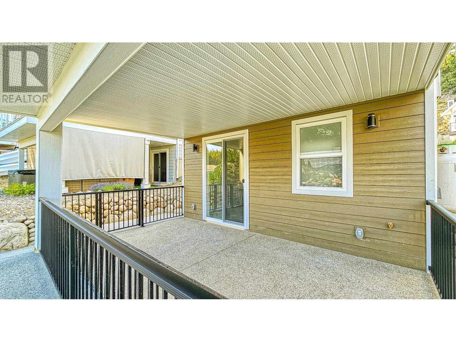 KELOWNA, British Columbia, V1Z 3R8, CA, 3 Bedrooms Bedrooms, ,2 BathroomsBathrooms,Residential,For Sale,1897837