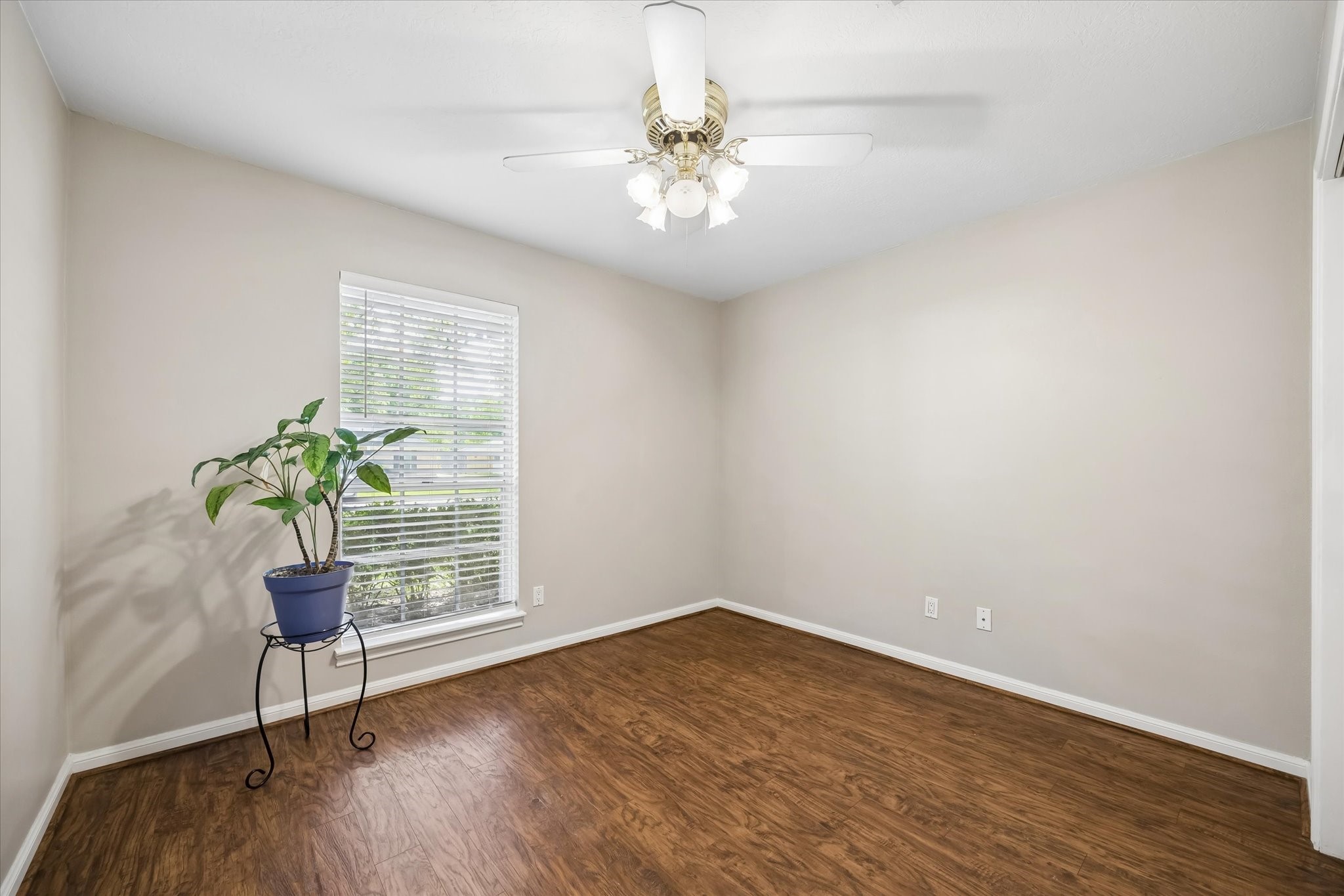  7802 Bellerive Drive - 物件實景