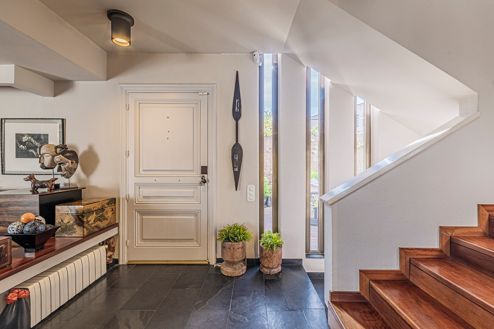  Exclusive single-family home with a large yard, views, and privacy in La Miranda - 物件實景