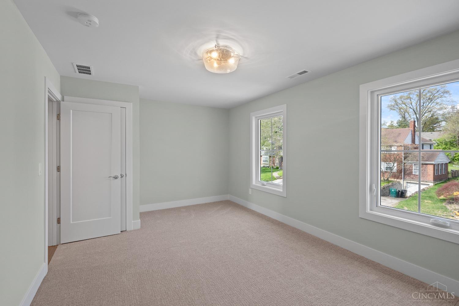Cincinnati, Ohio, 45208, United States, 3 Bedrooms Bedrooms, ,4 BathroomsBathrooms,Residential,For Sale,1784829