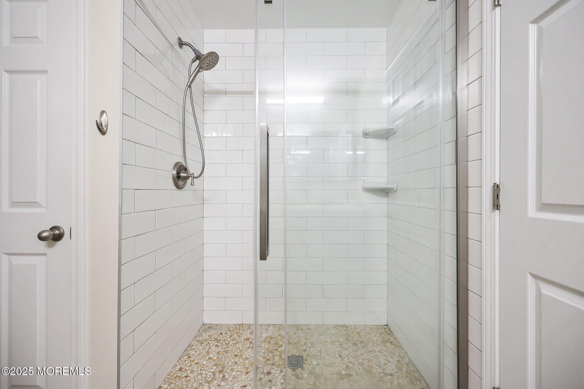 Shrewsbury Boro, New Jersey, 07702, United States, 3 Bedrooms Bedrooms, ,4 BathroomsBathrooms,Residential,For Sale,1942784