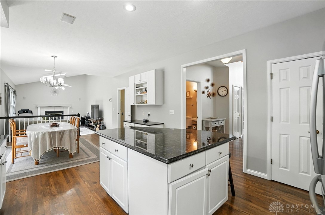 Dayton, Ohio, 45458, United States, 4 Bedrooms Bedrooms, ,4 BathroomsBathrooms,Residential,For Sale,1875068