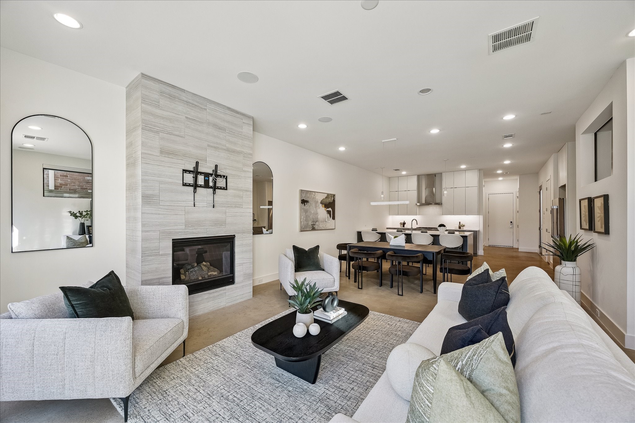  2147 Harold Street - 物件實景