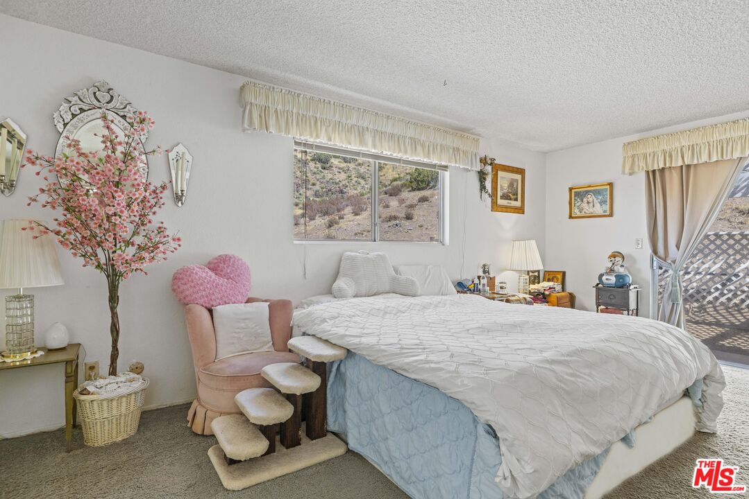 Acton, California, 93510, United States, 4 Bedrooms Bedrooms, ,3 BathroomsBathrooms,Residential,For Sale,1897411
