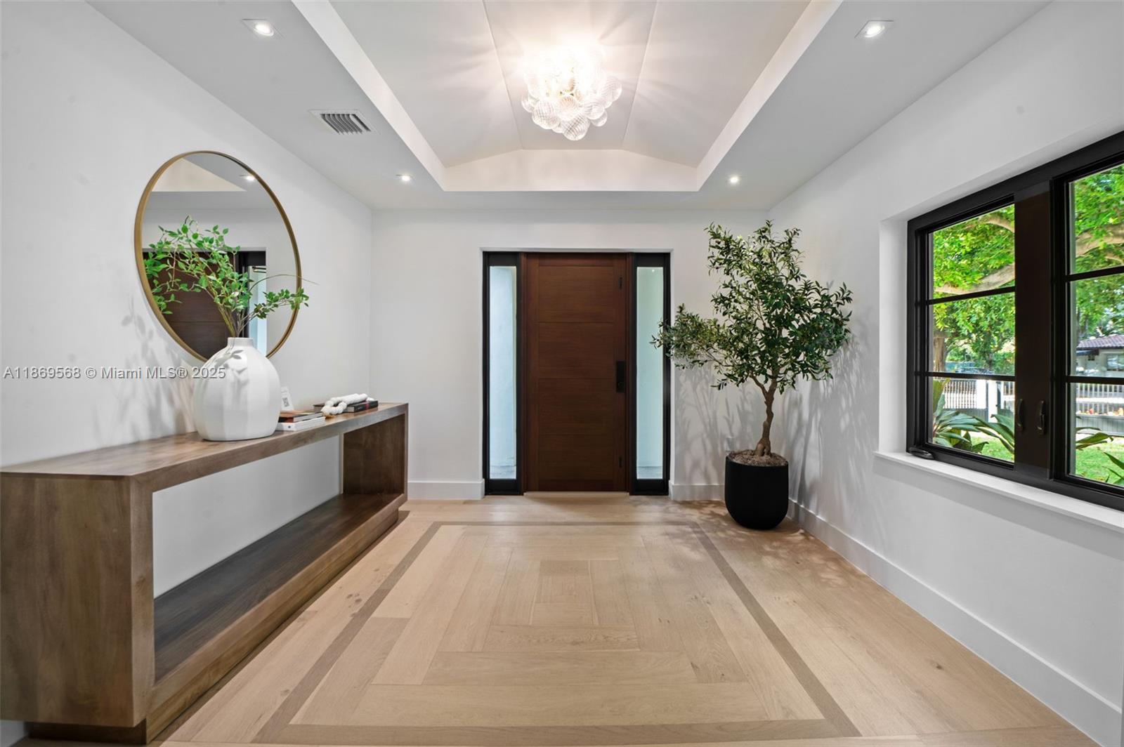 Miami, Florida, 33143, United States, 4 Bedrooms Bedrooms, ,4 BathroomsBathrooms,Residential,For Sale,1933110