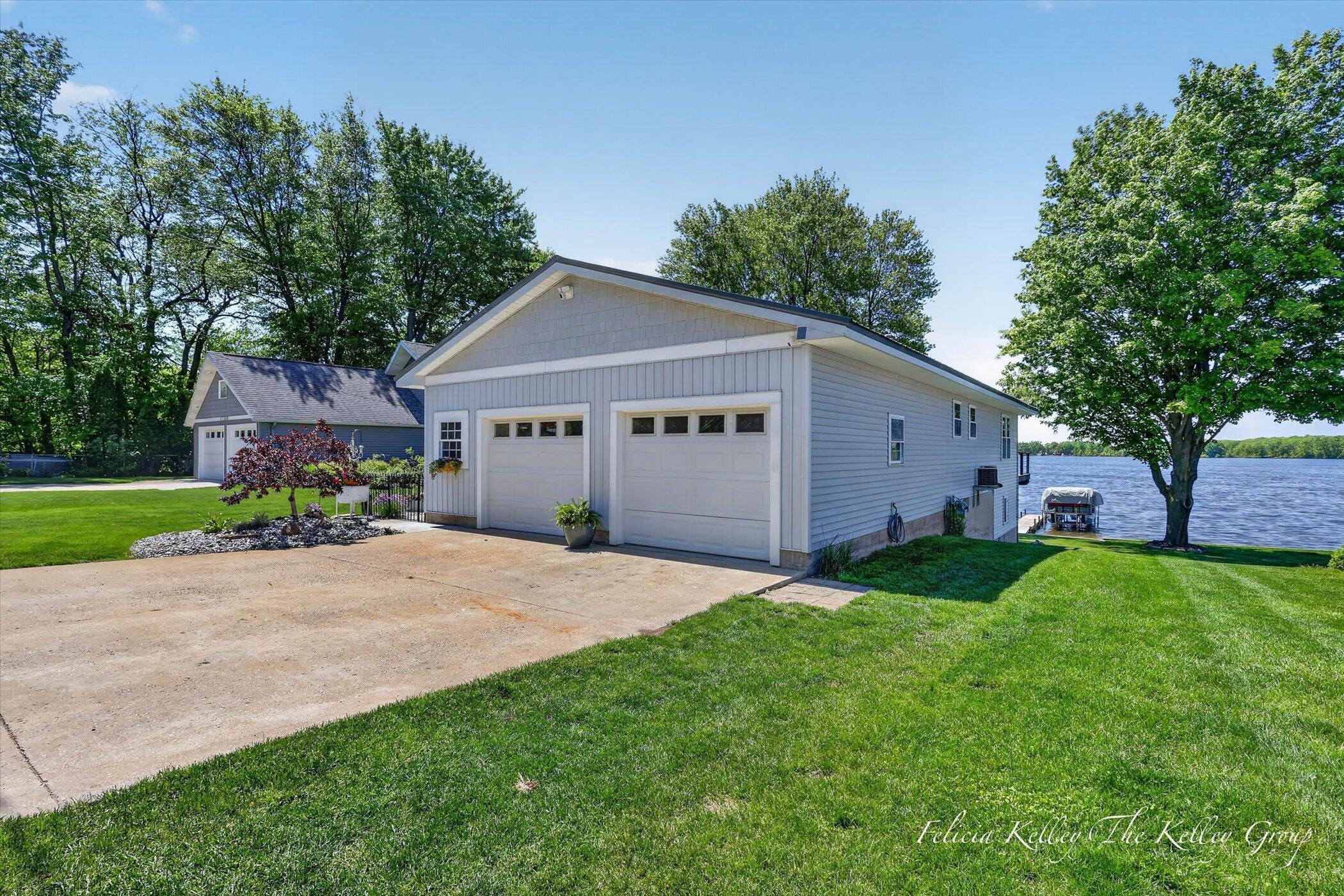 Howard City, Michigan, 49329, United States, 3 Bedrooms Bedrooms, ,1 BathroomBathrooms,Residential,For Sale,2048764