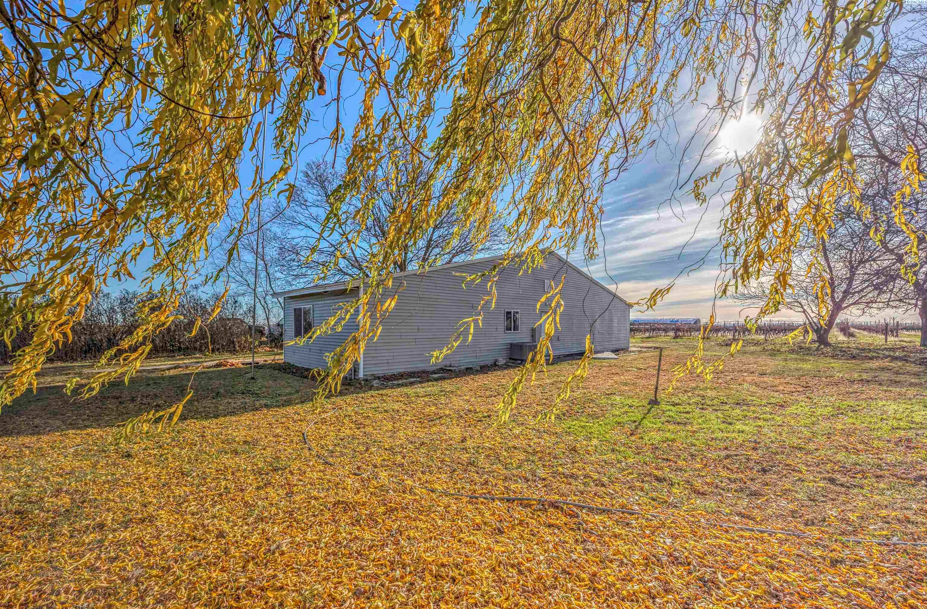 Pasco, Washington, 99301, United States, 2 Bedrooms Bedrooms, ,1 BathroomBathrooms,Residential,For Sale,1997990